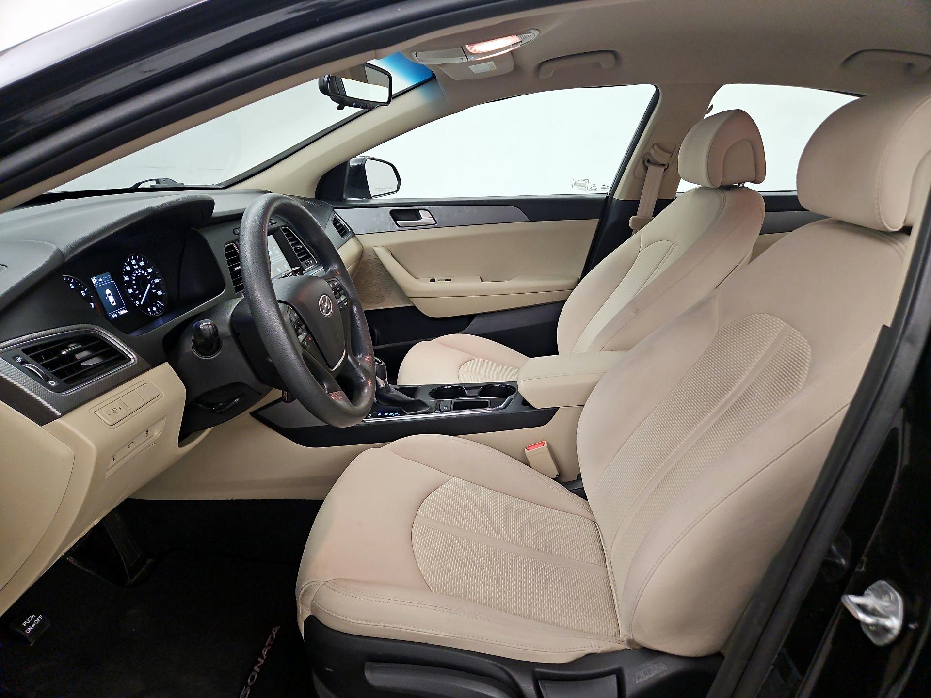 Thumbnail: 2016 Hyundai Sonata - 11