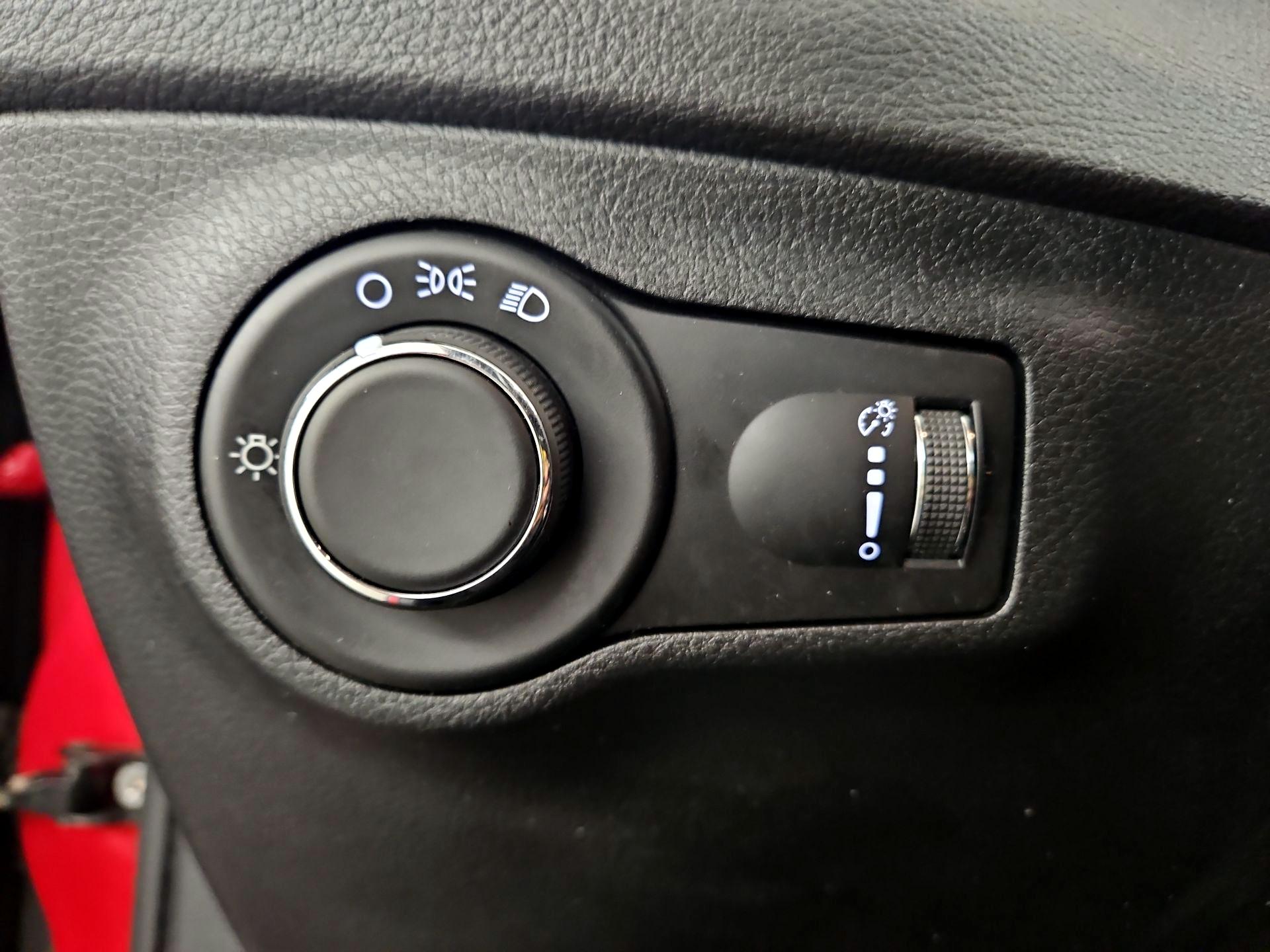 Thumbnail: 2018 Jeep Compass - 13