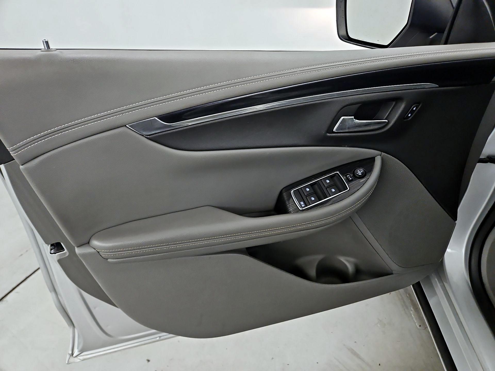 Thumbnail: 2019 Chevrolet Impala - 12