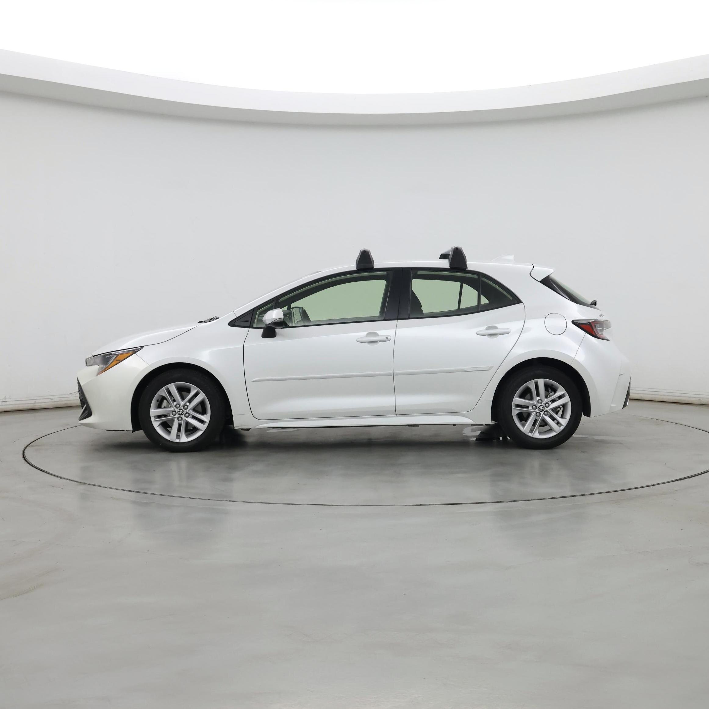 Thumbnail: 2022 Toyota Corolla - 3