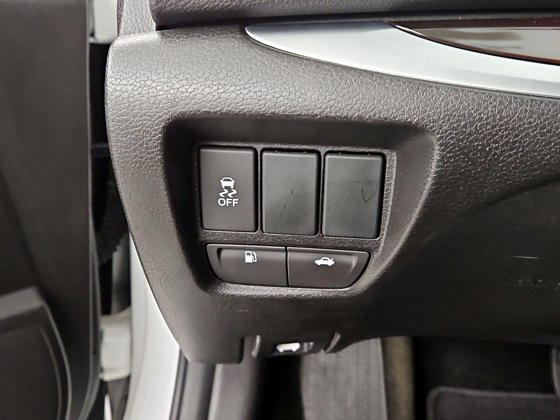 Thumbnail: 2016 Acura TLX - 13