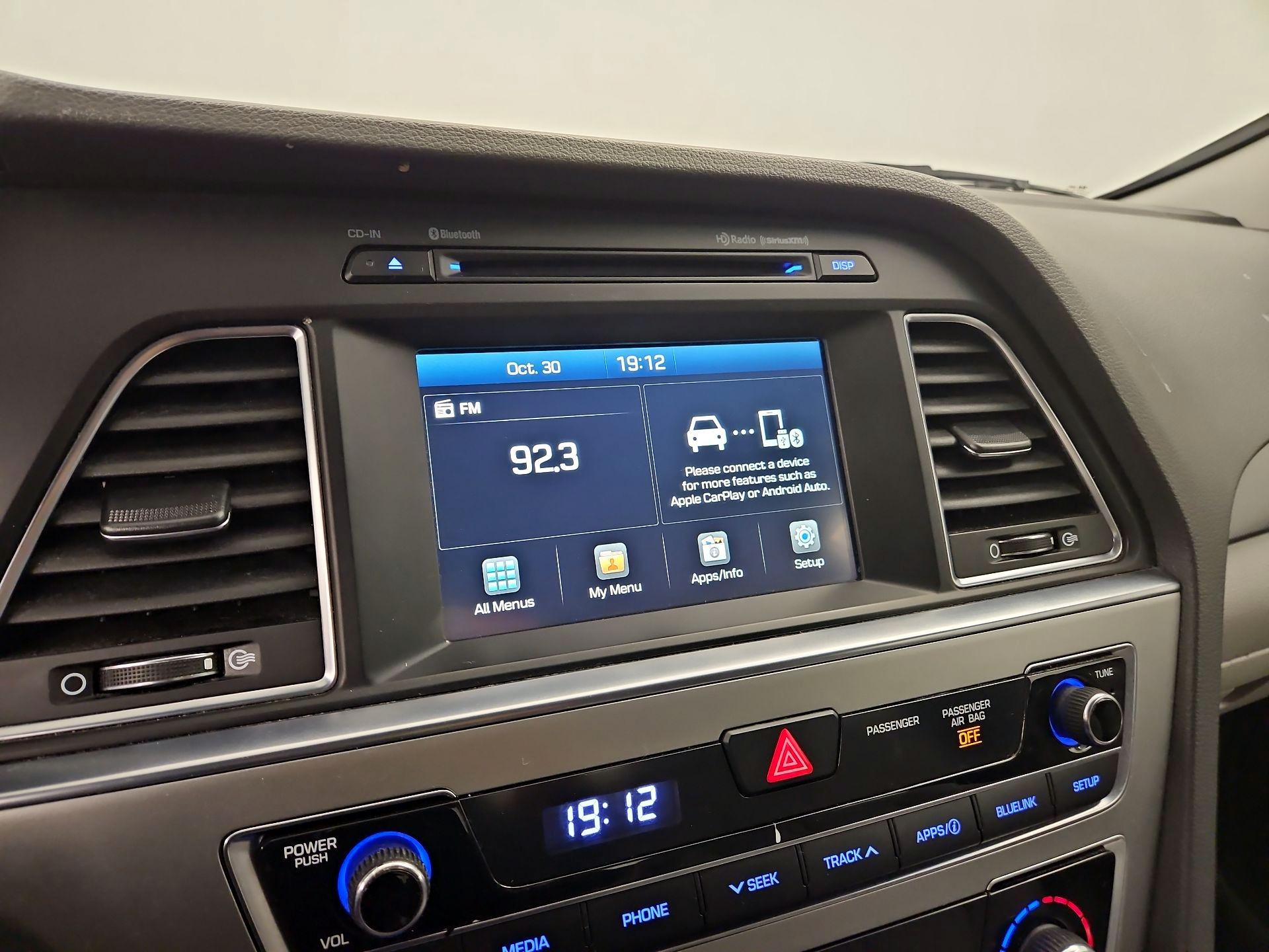 Thumbnail: 2016 Hyundai Sonata - 15