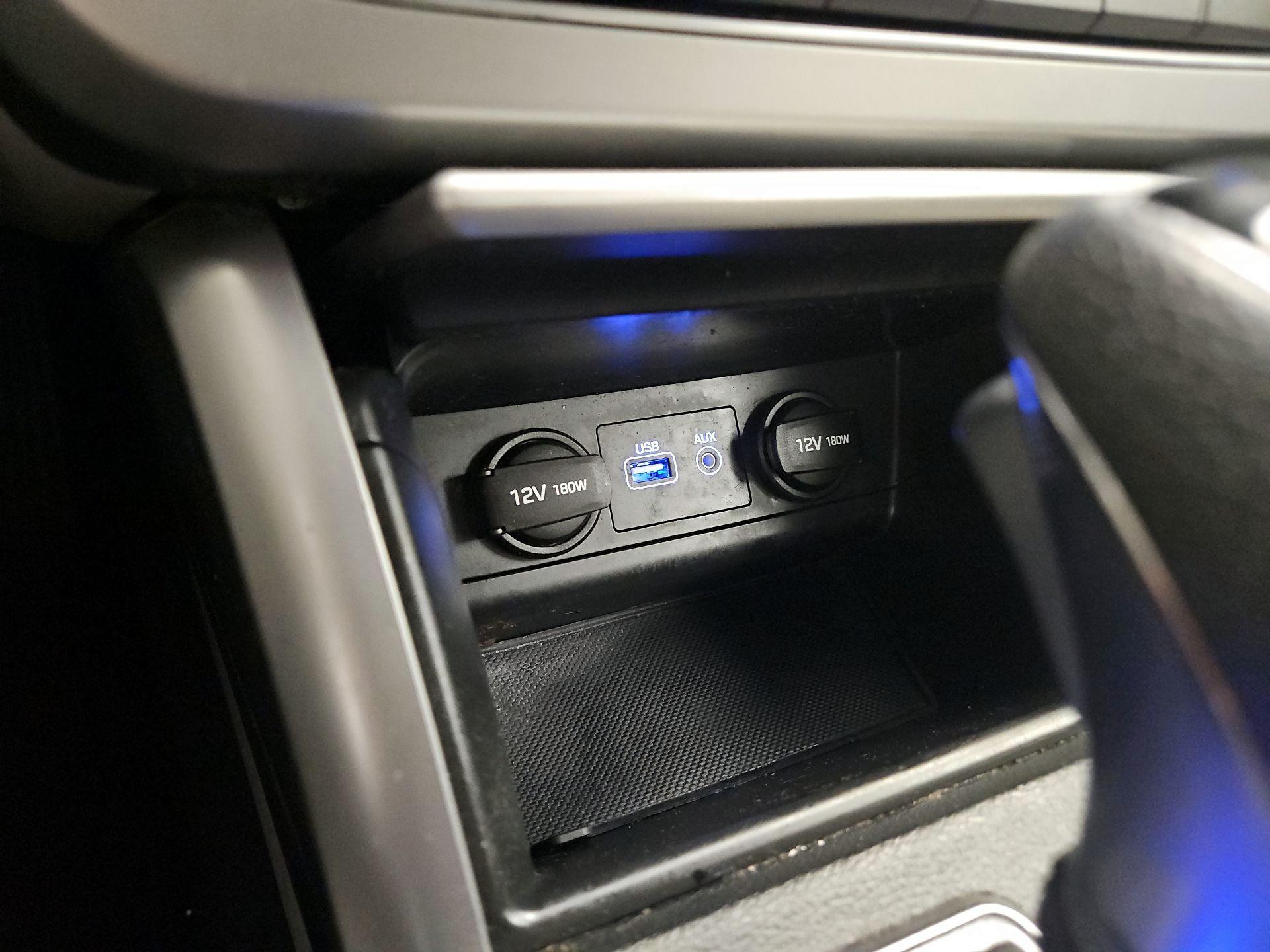 Thumbnail: 2016 Hyundai Sonata - 18