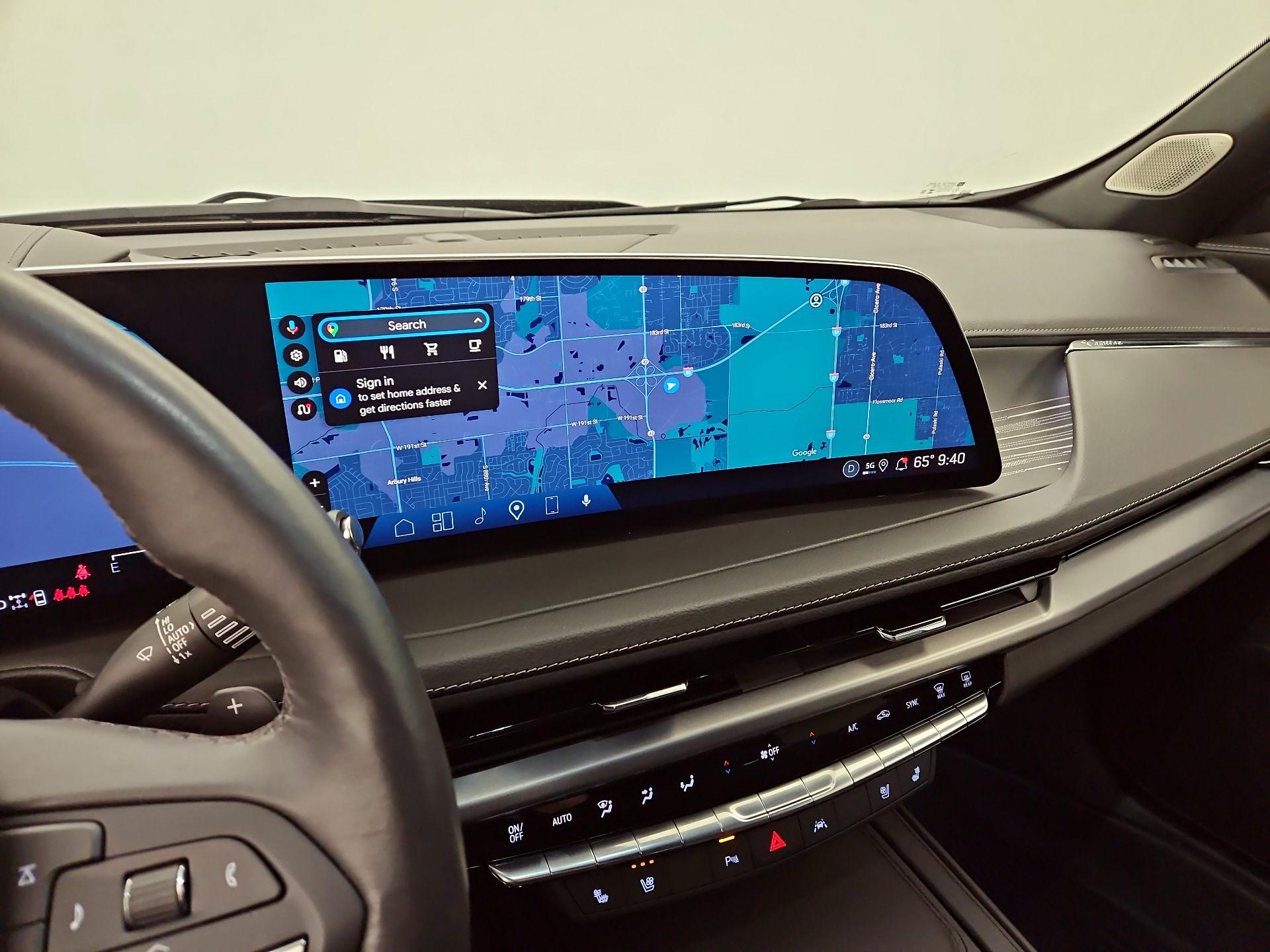 Thumbnail: 2024 Cadillac XT4 - 14