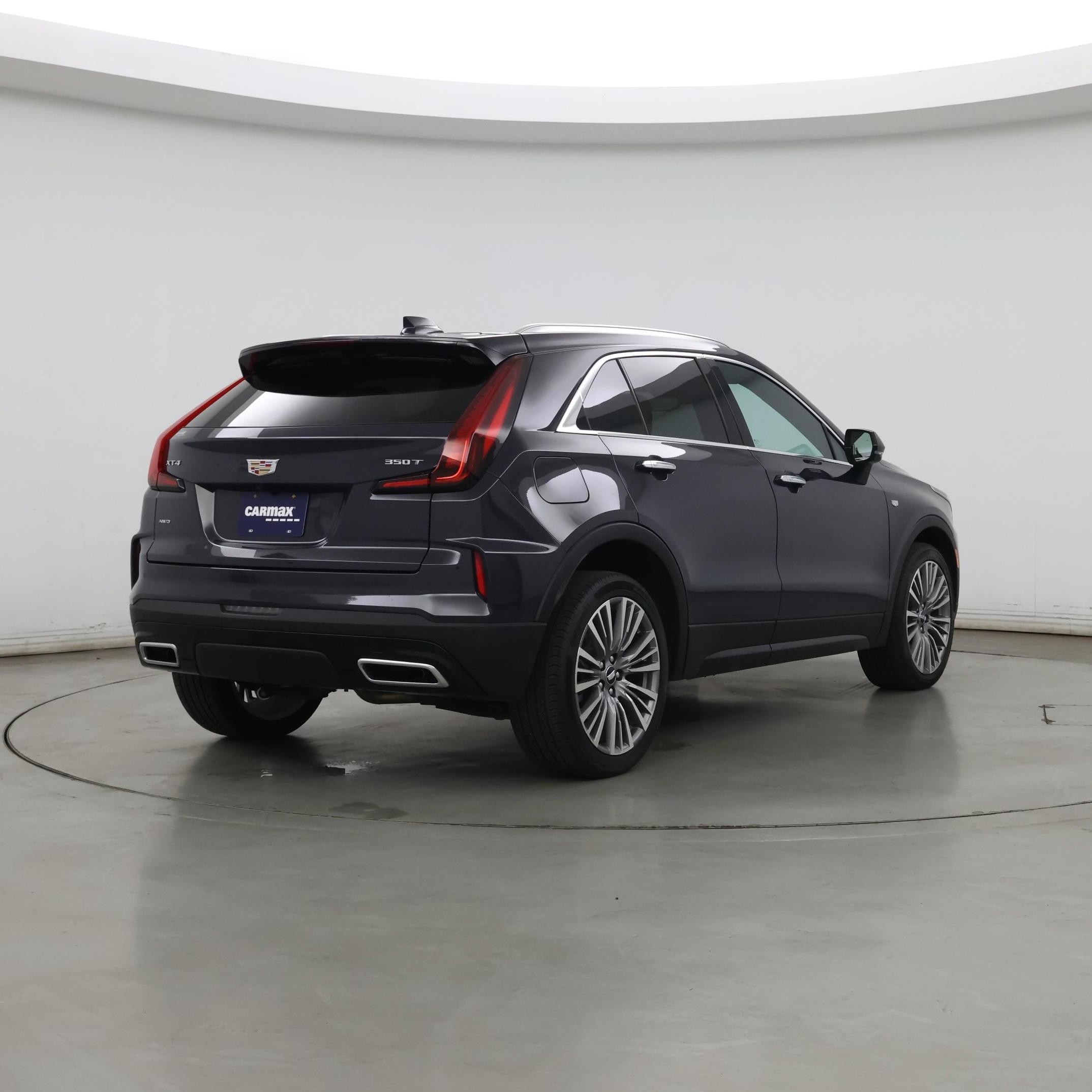 Thumbnail: 2024 Cadillac XT4 - 8
