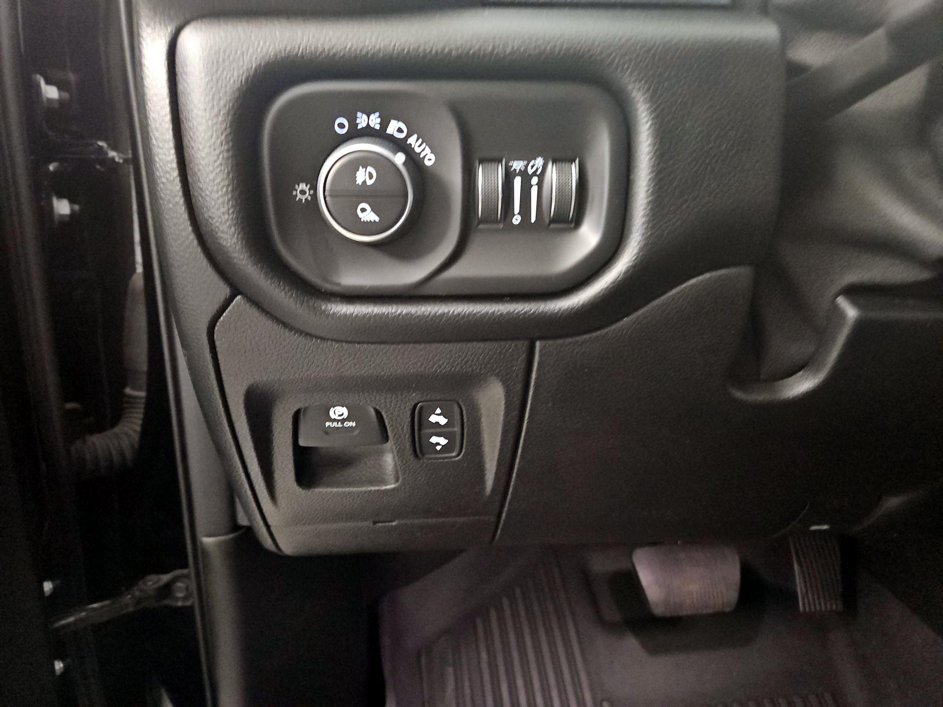 Thumbnail: 2022 RAM 1500 - 13