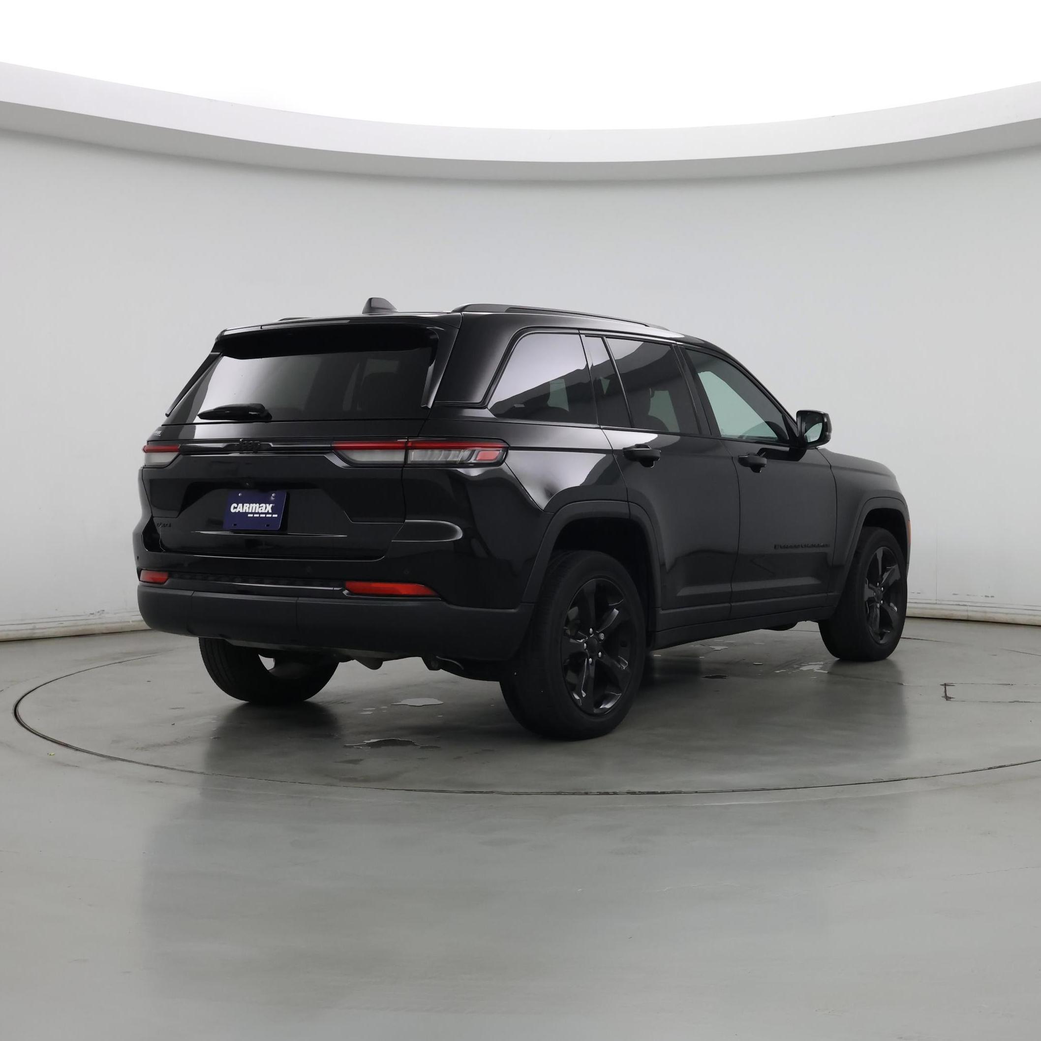 Thumbnail: 2022 Jeep Grand Cherokee - 8