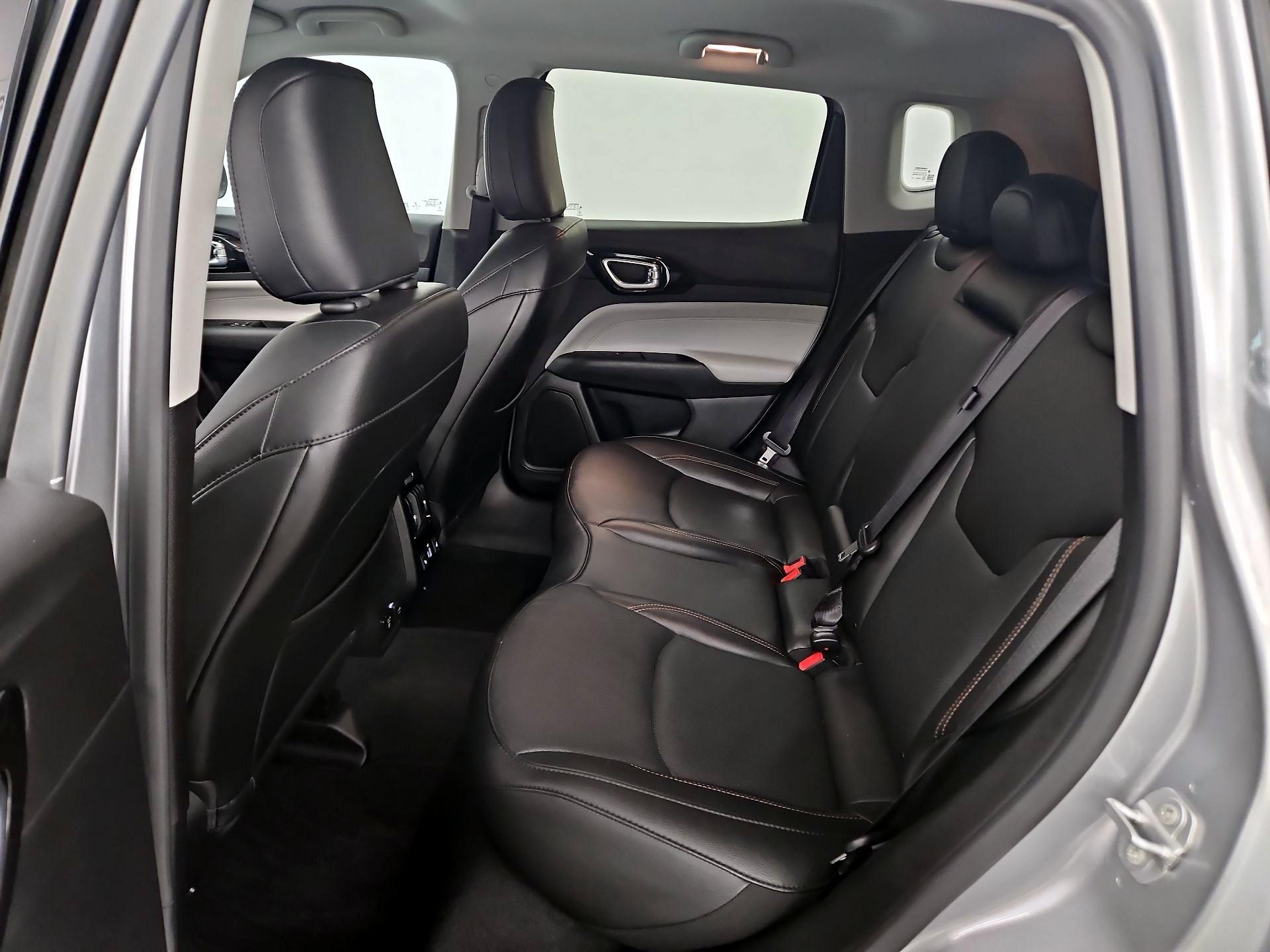 Thumbnail: 2022 Jeep Compass - 20