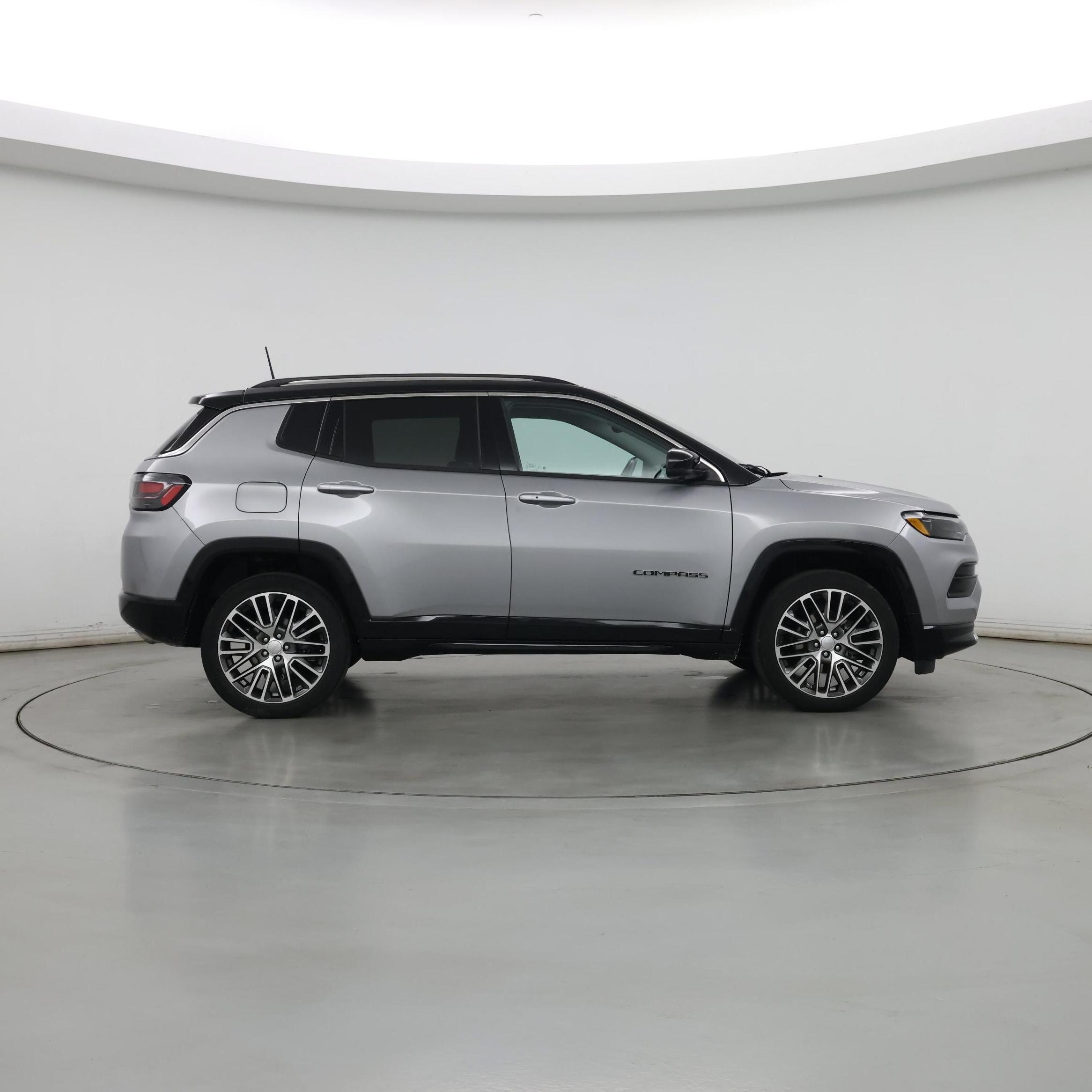 Thumbnail: 2022 Jeep Compass - 7