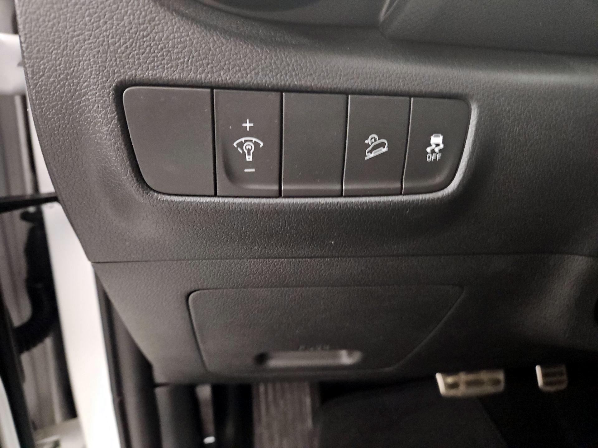 Thumbnail: 2023 Hyundai Kona - 13