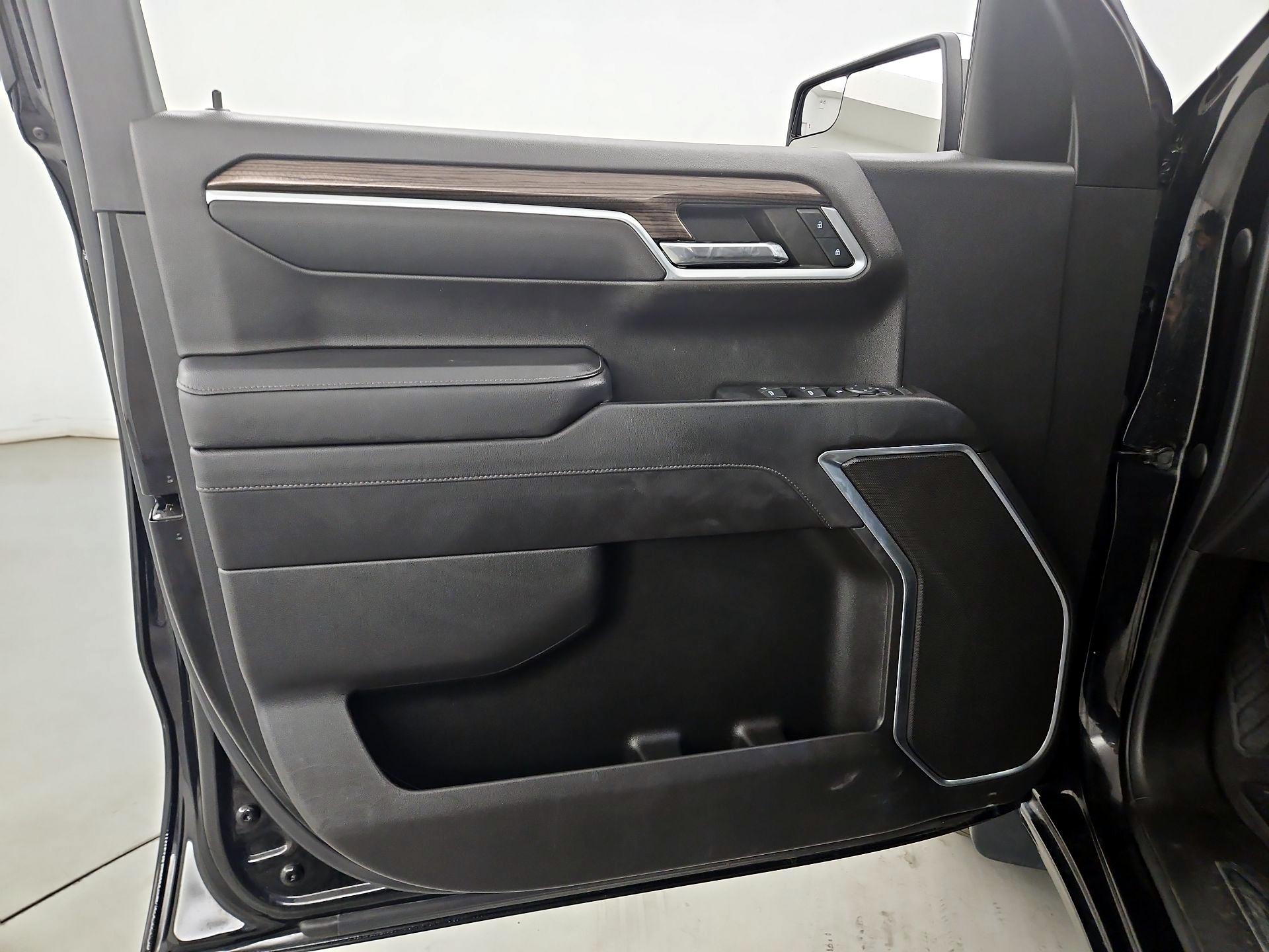 Thumbnail: 2022 Chevrolet Silverado 1500 - 12