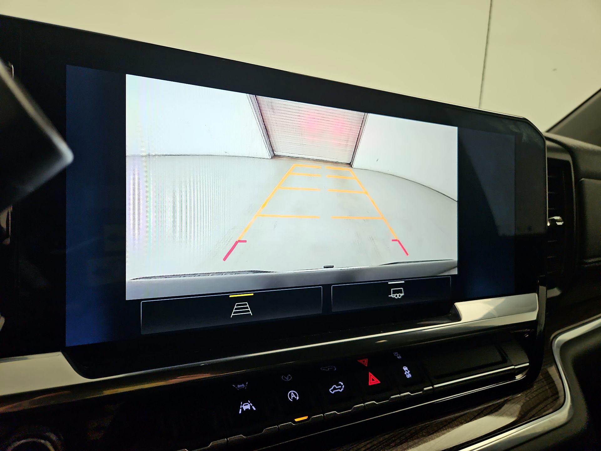 Thumbnail: 2022 Chevrolet Silverado 1500 - 14