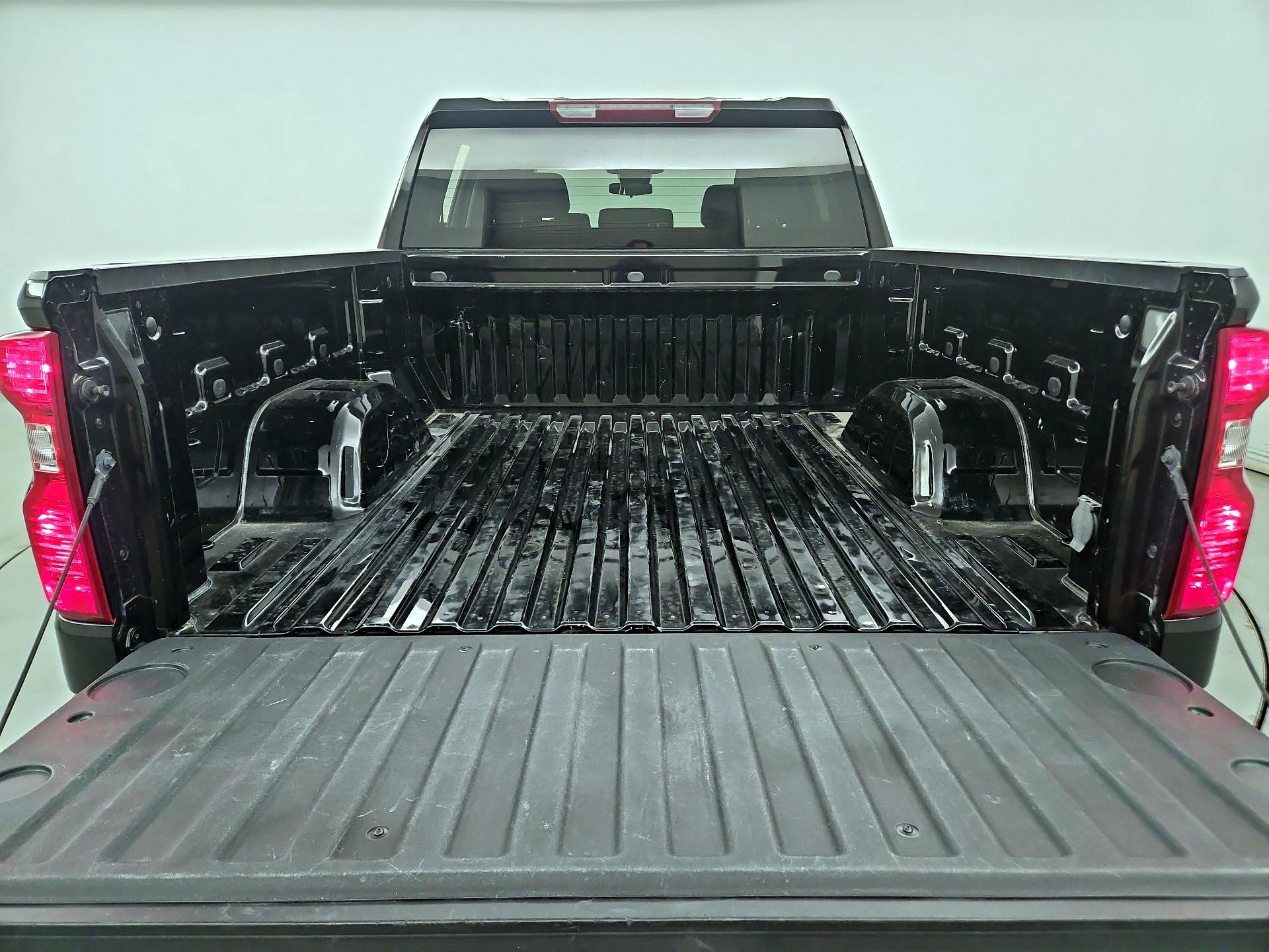 Thumbnail: 2022 Chevrolet Silverado 1500 - 20