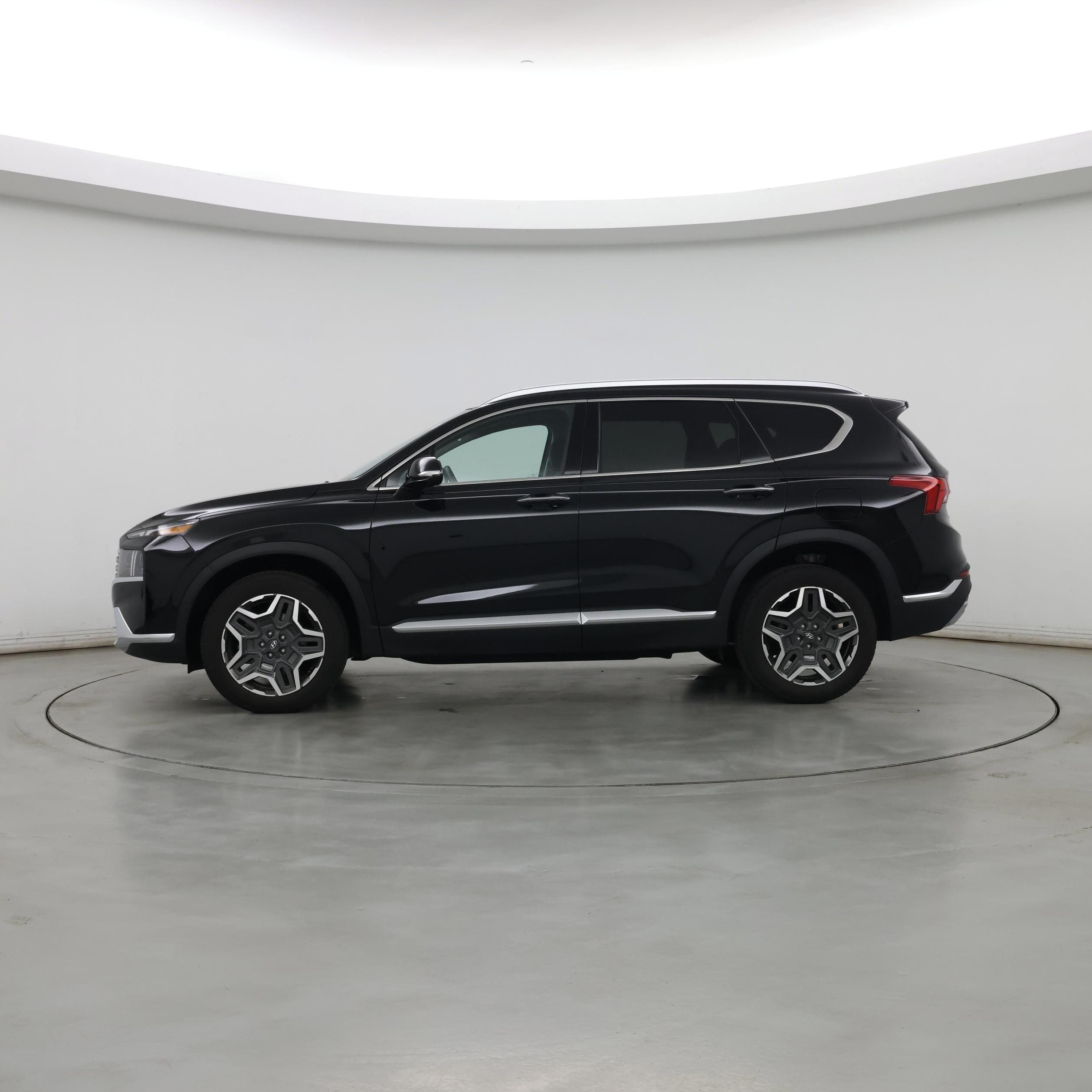 Thumbnail: 2023 Hyundai Santa Fe - 3