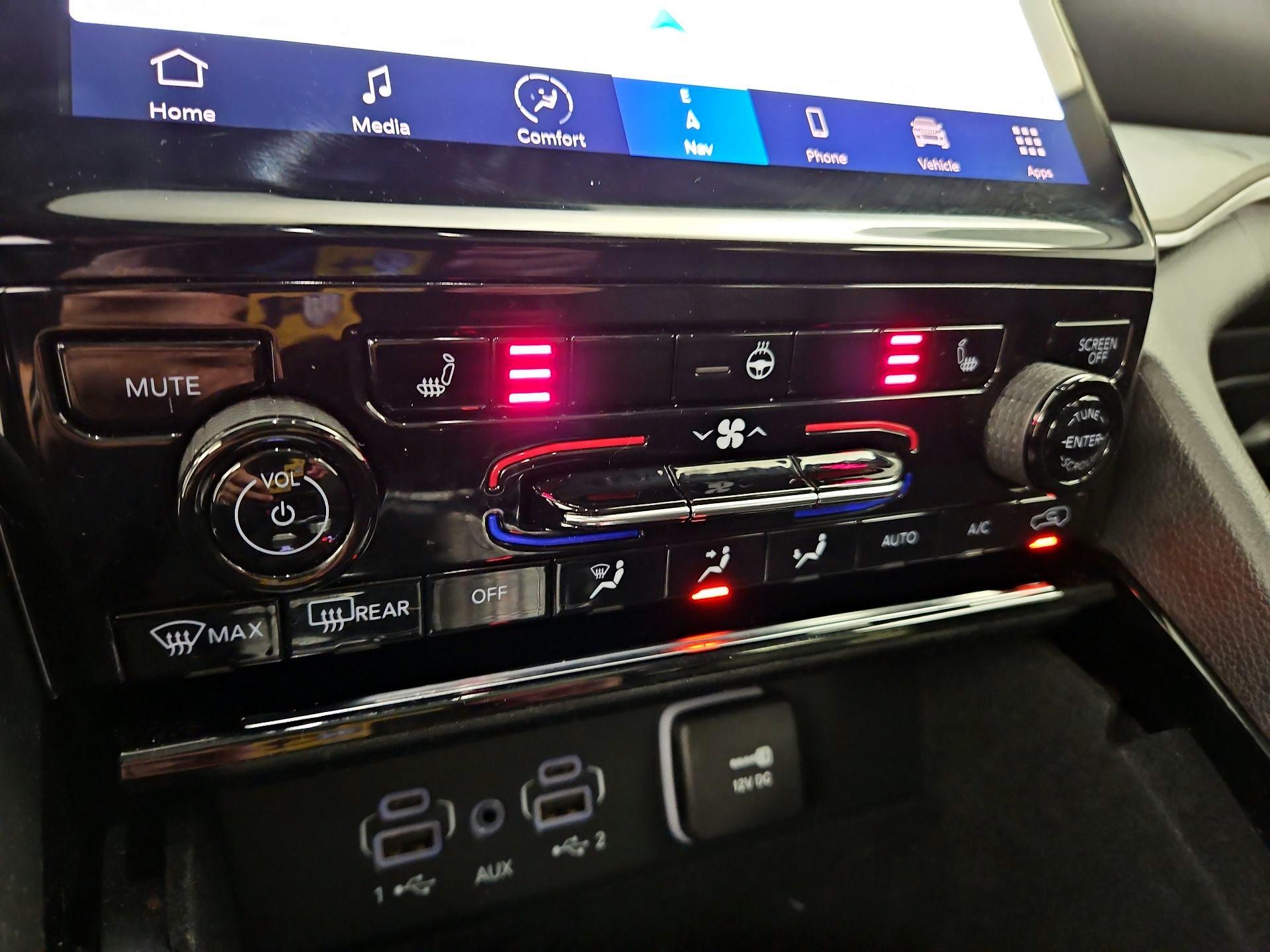 Thumbnail: 2022 Jeep Grand Cherokee L - 17