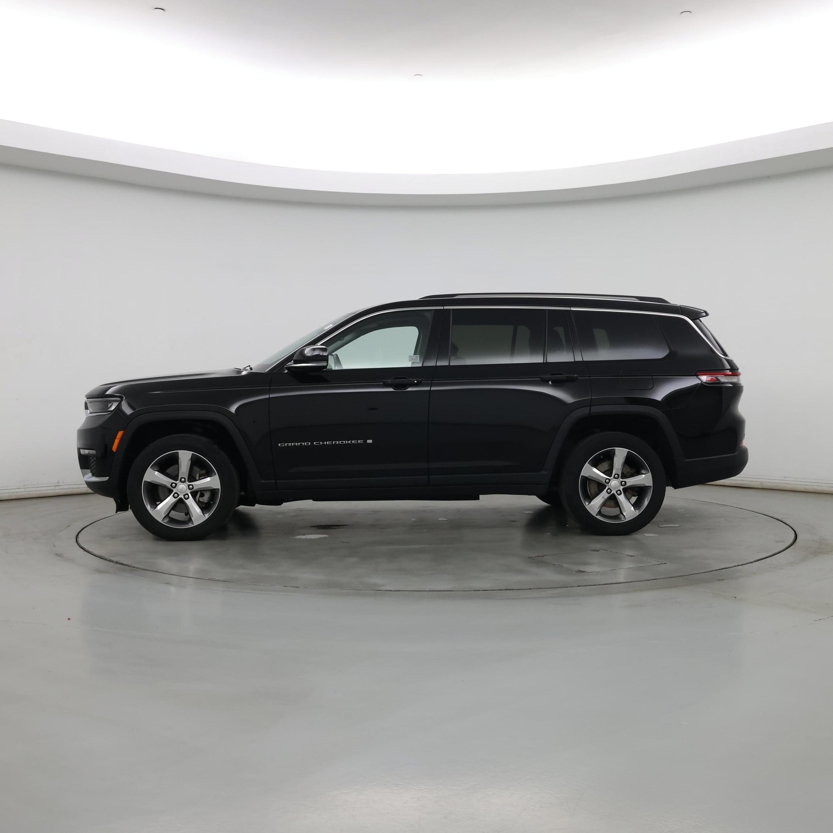 Thumbnail: 2022 Jeep Grand Cherokee L - 3