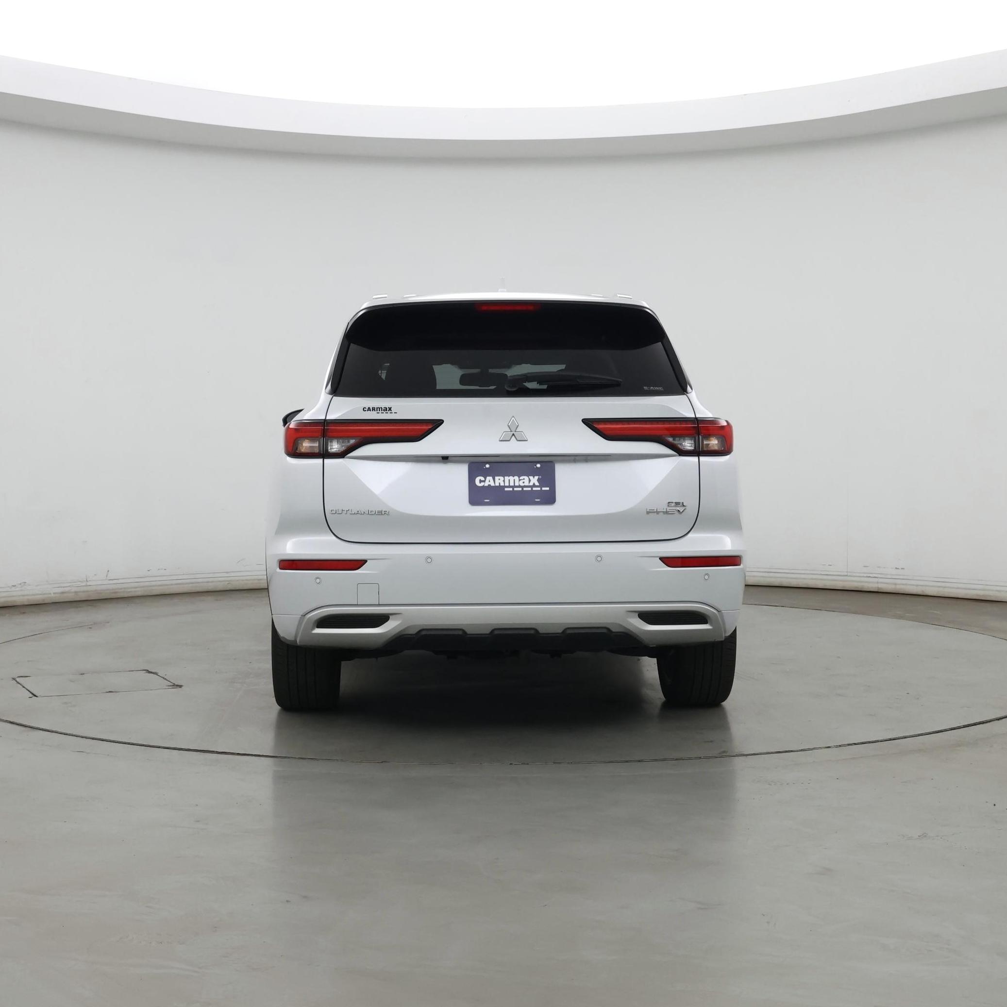Thumbnail: 2023 Mitsubishi Outlander - 6