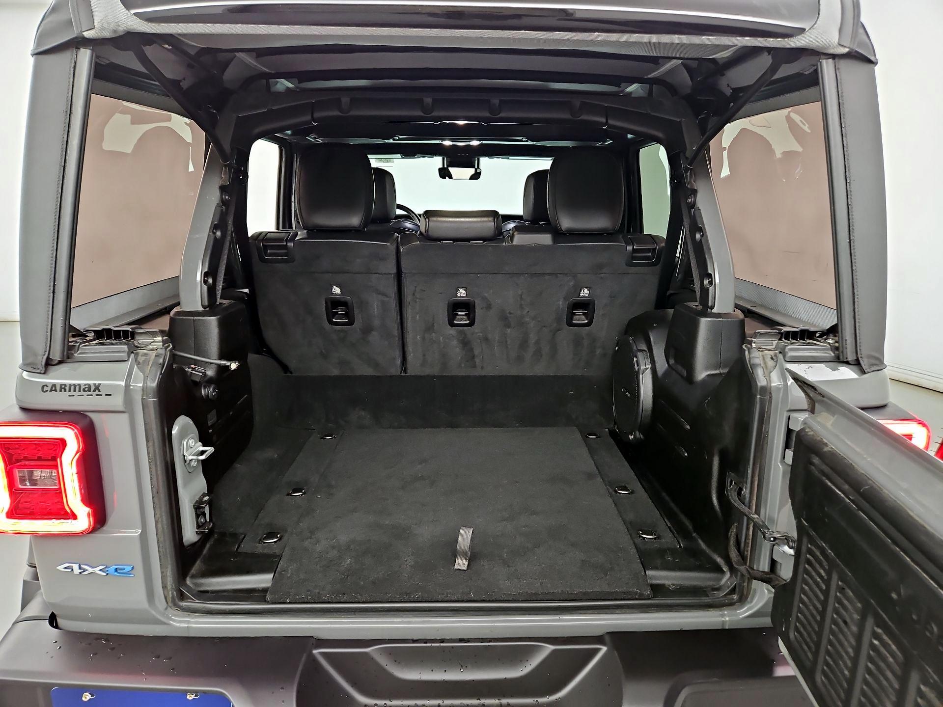 Thumbnail: 2022 Jeep Wrangler - 20