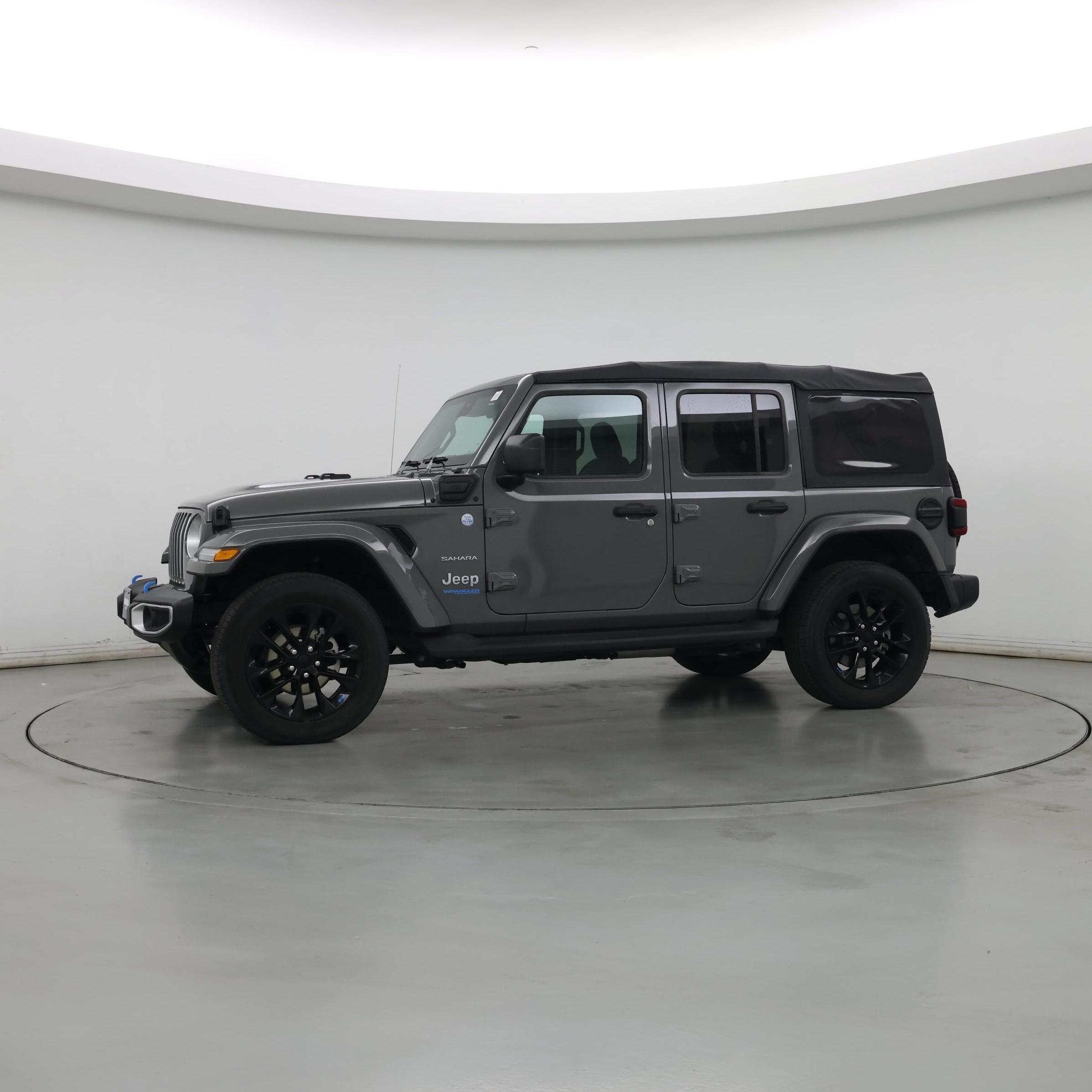 Thumbnail: 2022 Jeep Wrangler - 3