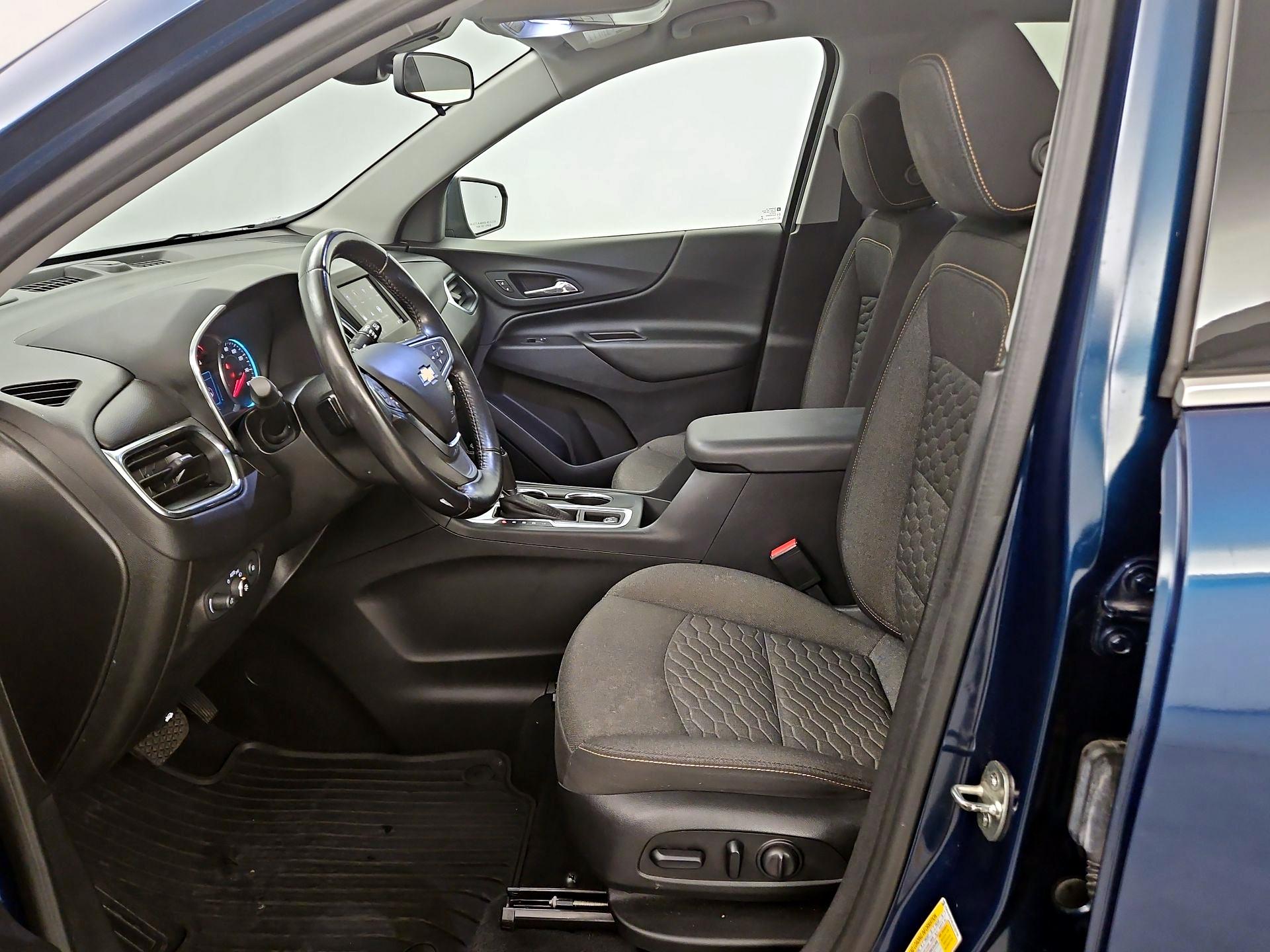 Thumbnail: 2020 Chevrolet Equinox - 11
