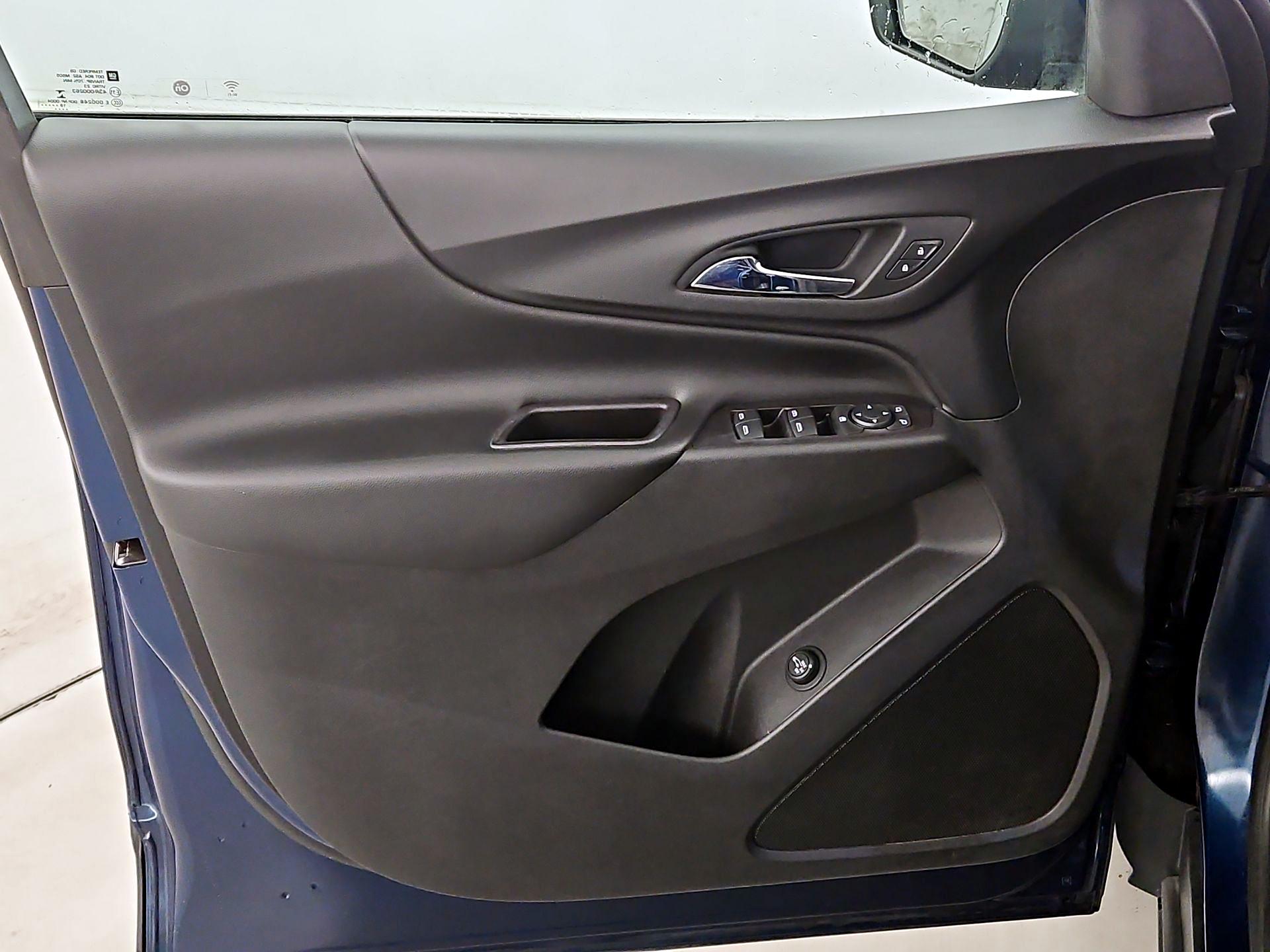 Thumbnail: 2020 Chevrolet Equinox - 12
