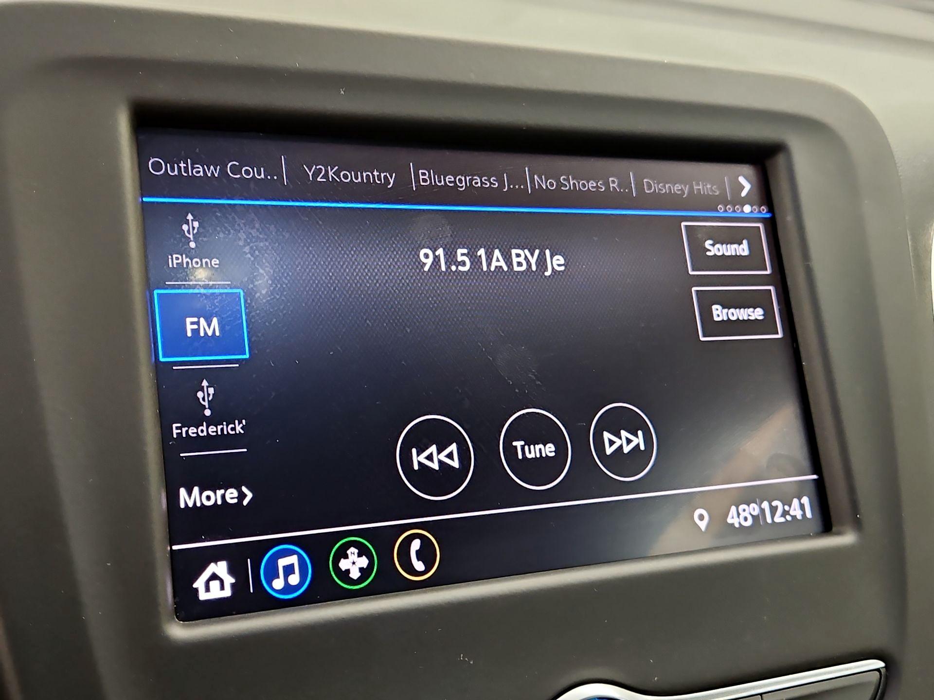 Thumbnail: 2020 Chevrolet Equinox - 15