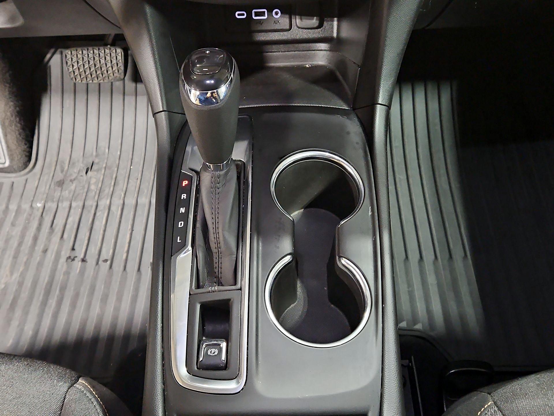 Thumbnail: 2020 Chevrolet Equinox - 17