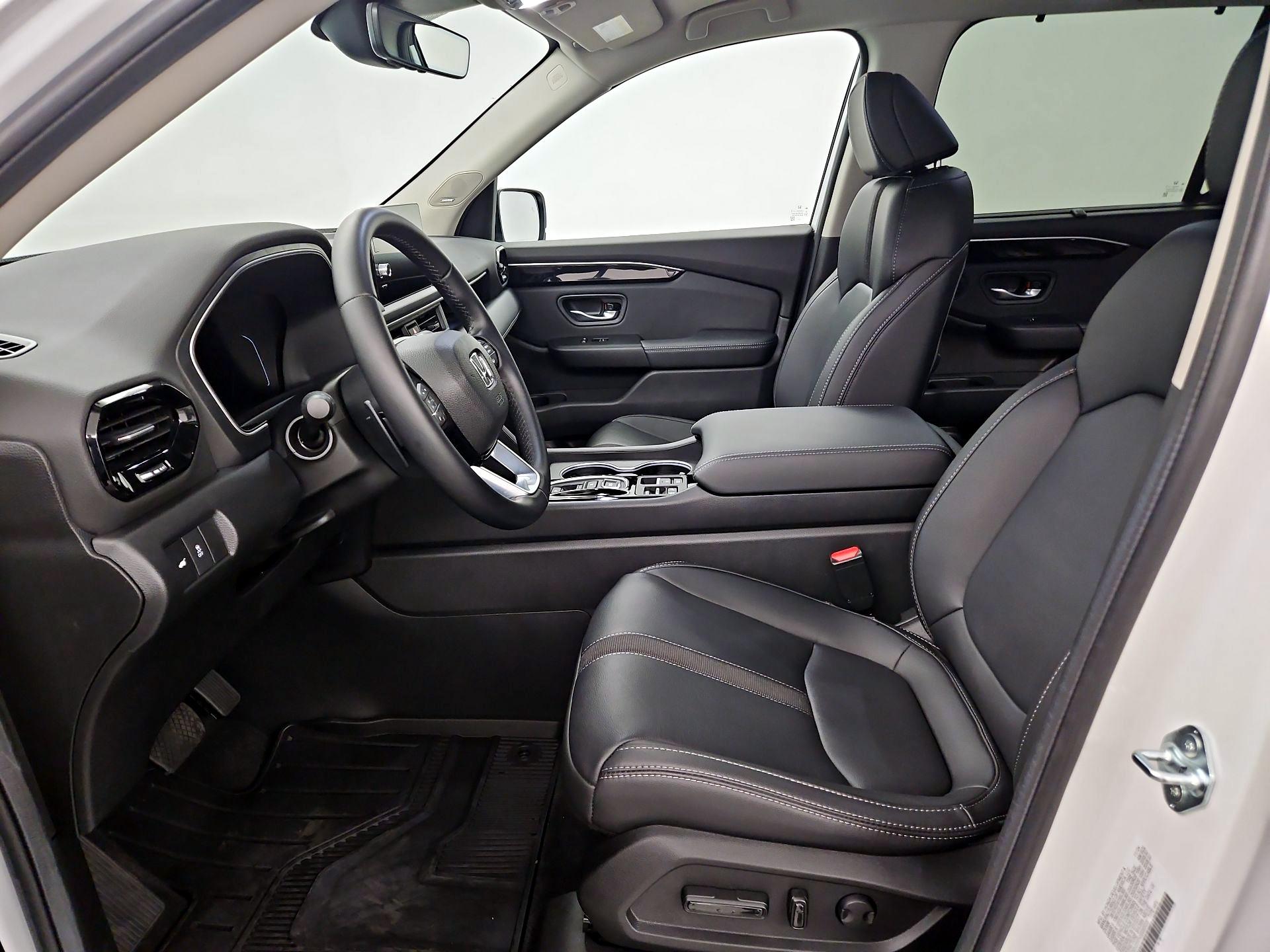 Thumbnail: 2025 Honda Pilot - 11