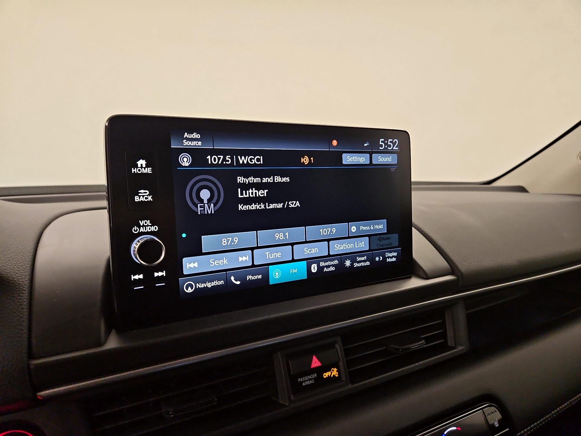 Thumbnail: 2025 Honda Pilot - 16