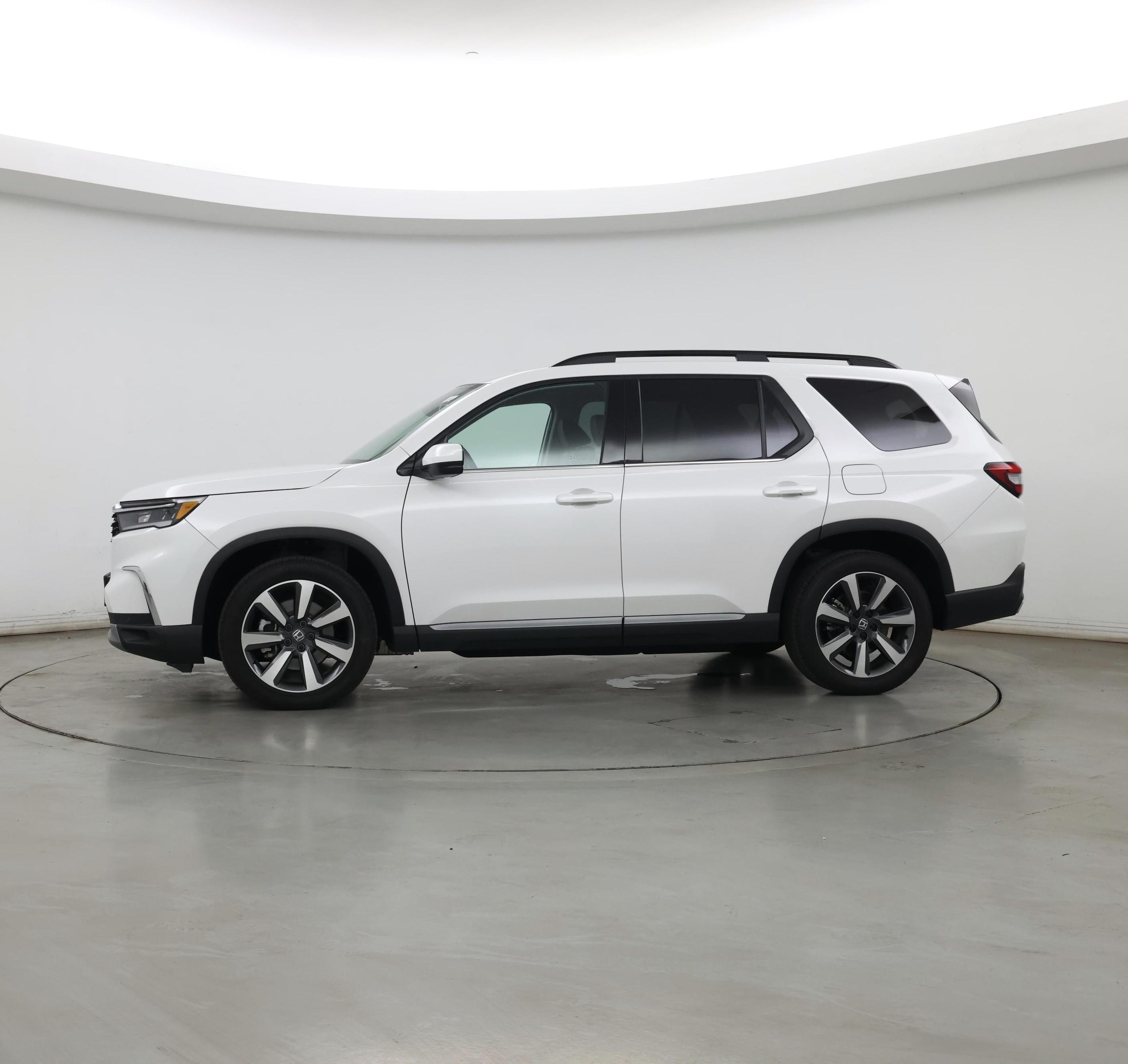 Thumbnail: 2025 Honda Pilot - 3