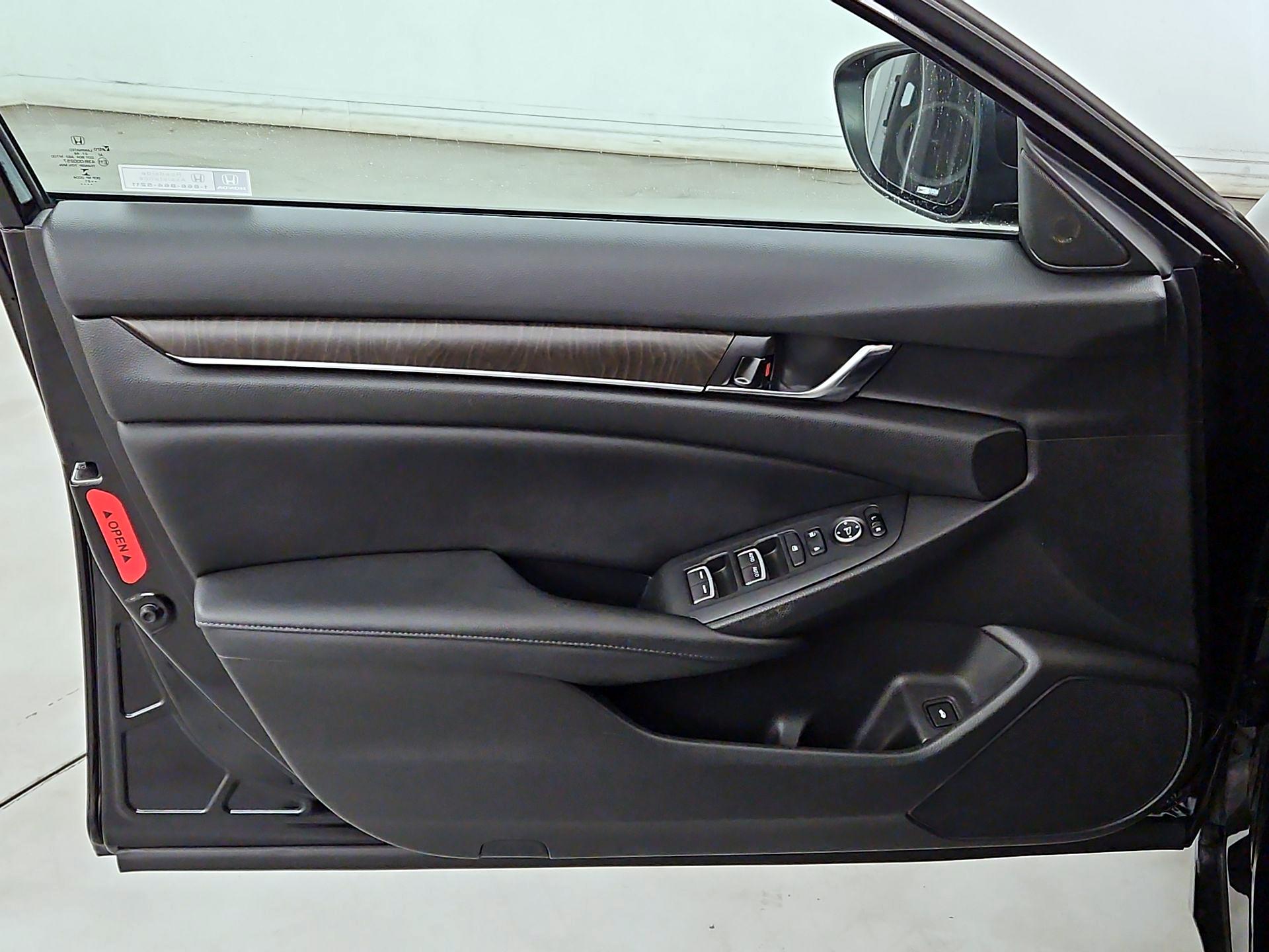 Thumbnail: 2021 Honda Accord - 12