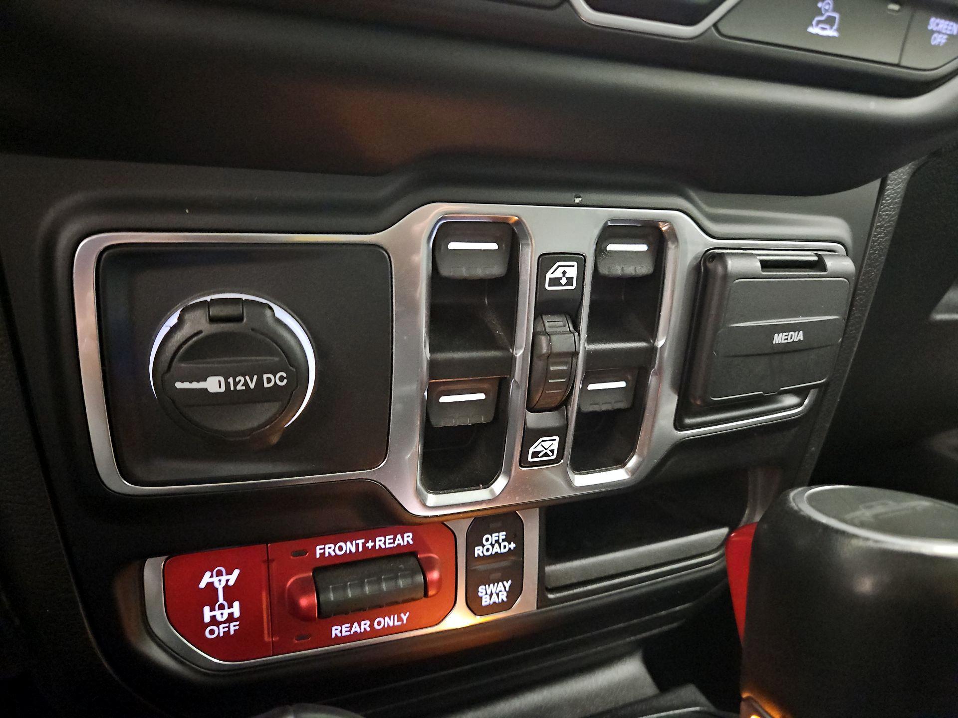 Thumbnail: 2023 Jeep Gladiator - 19