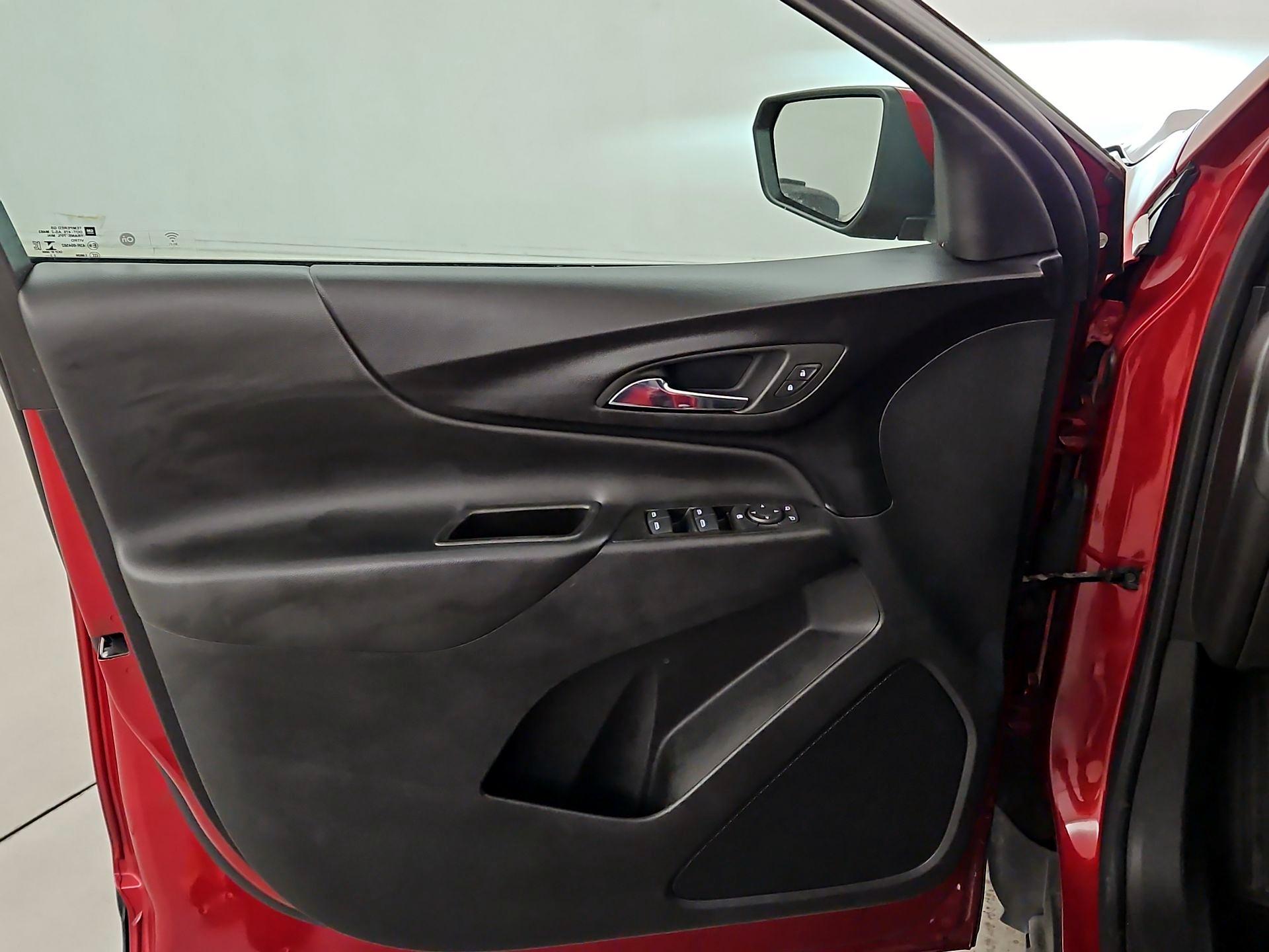 Thumbnail: 2023 Chevrolet Equinox - 12