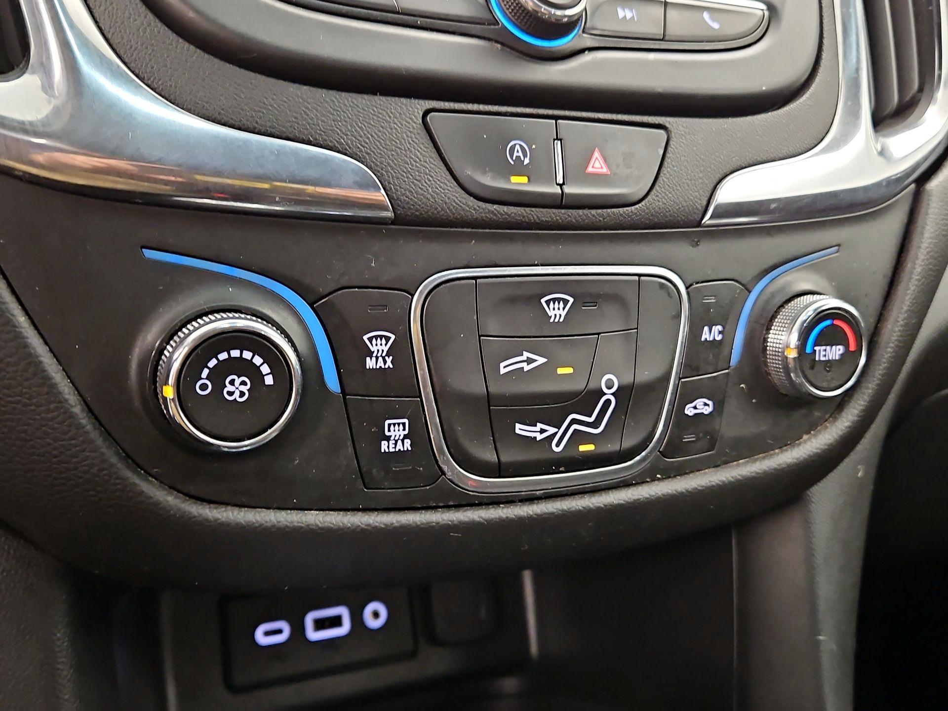 Thumbnail: 2023 Chevrolet Equinox - 16