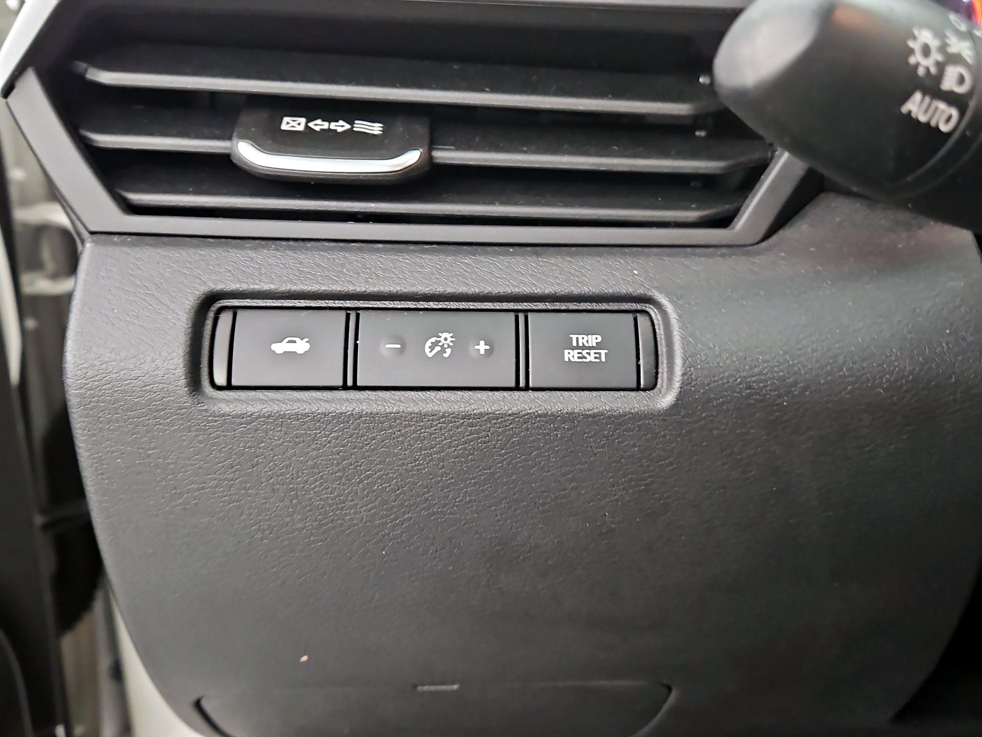 Thumbnail: 2021 Nissan Altima - 13