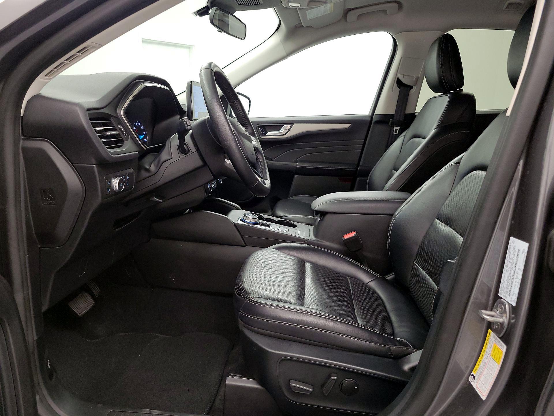 Thumbnail: 2021 Ford Escape - 11