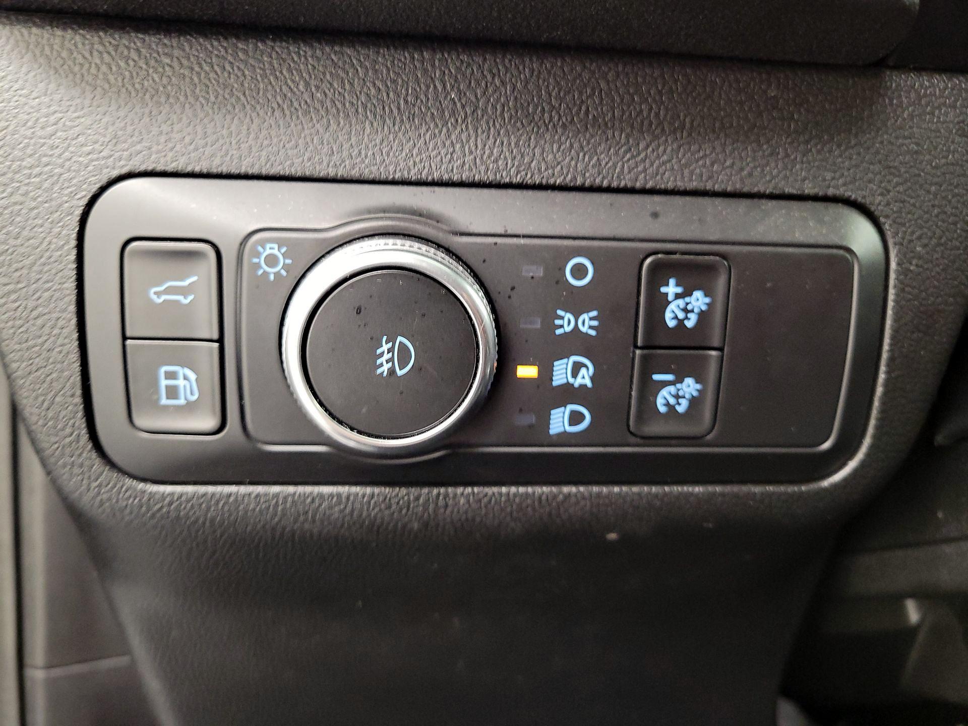 Thumbnail: 2021 Ford Escape - 13