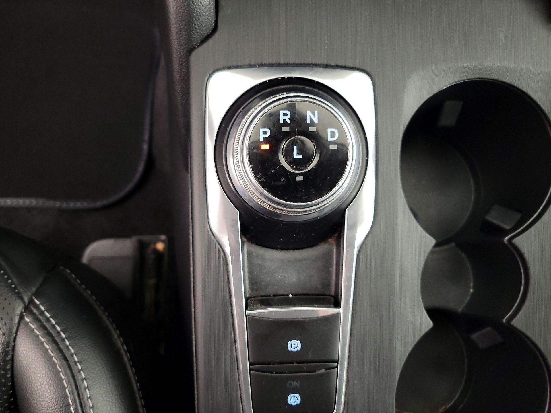 Thumbnail: 2021 Ford Escape - 17