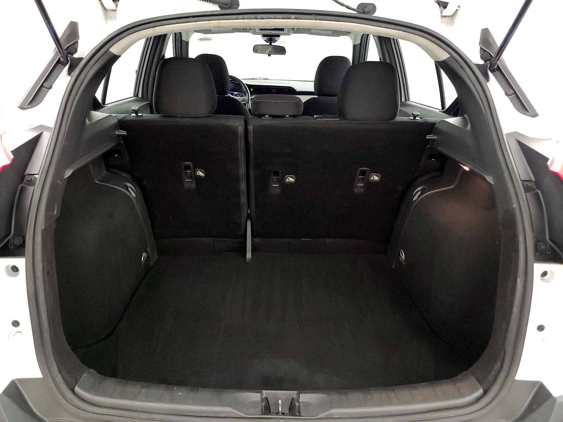 Thumbnail: 2020 Nissan Kicks - 20