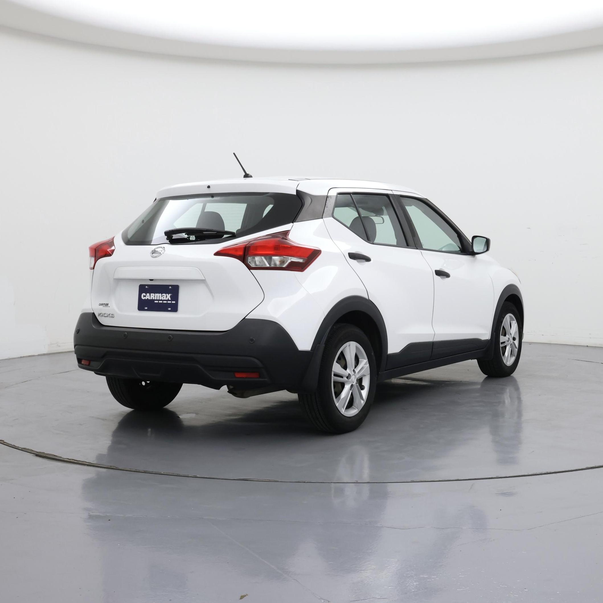 Thumbnail: 2020 Nissan Kicks - 8