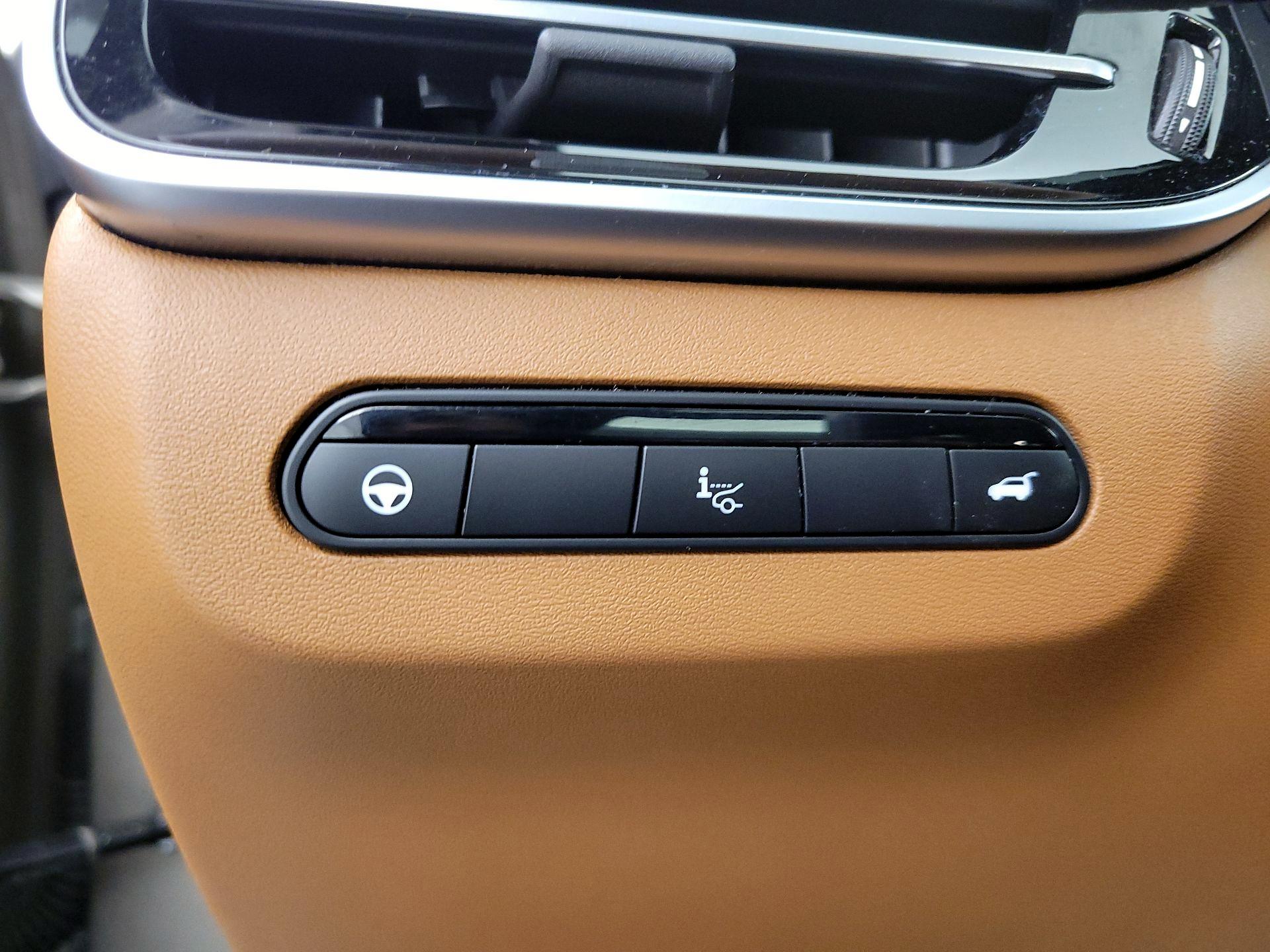 Thumbnail: 2022 INFINITI QX60 - 13