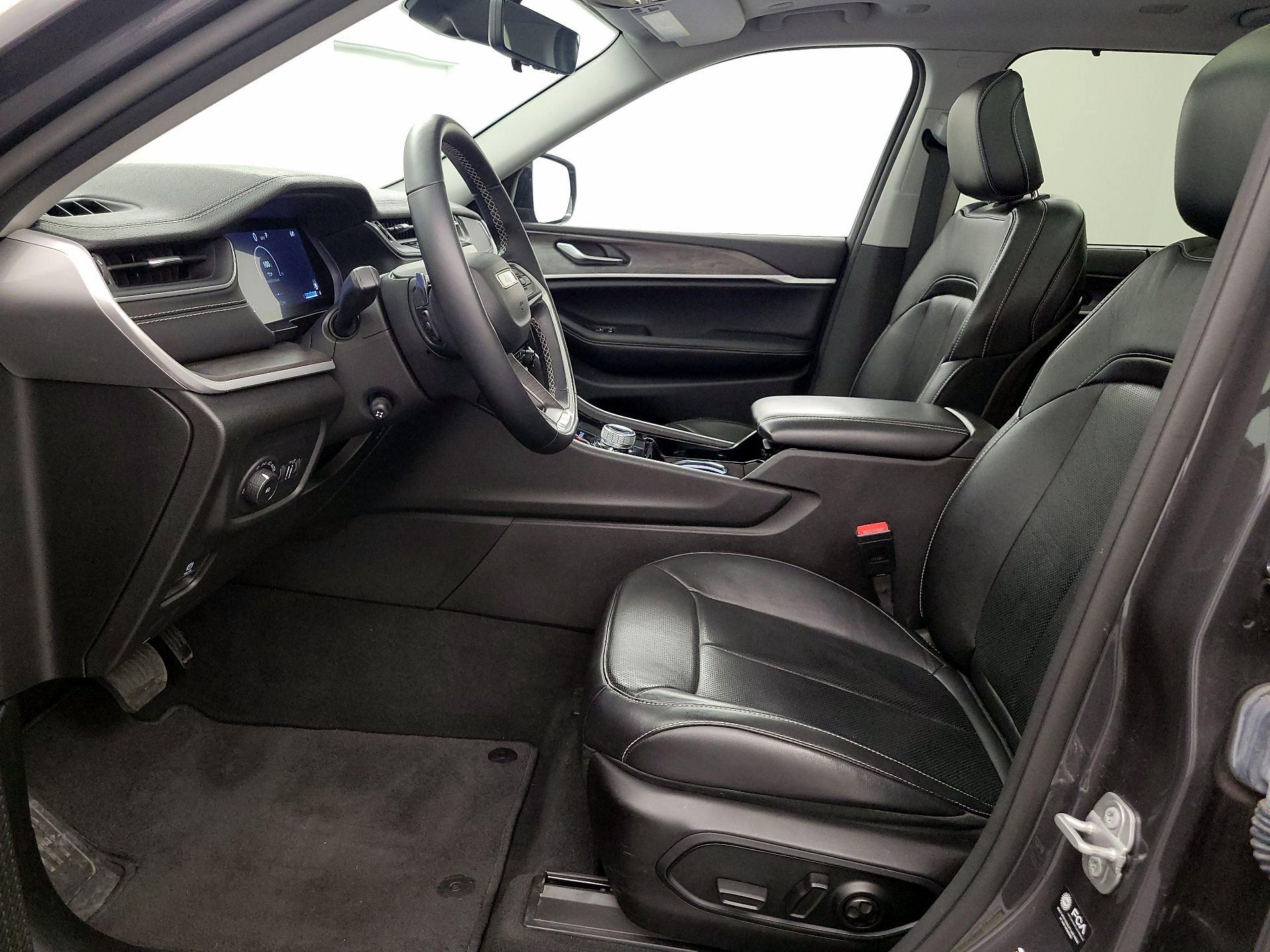 Thumbnail: 2022 Jeep Grand Cherokee L - 11