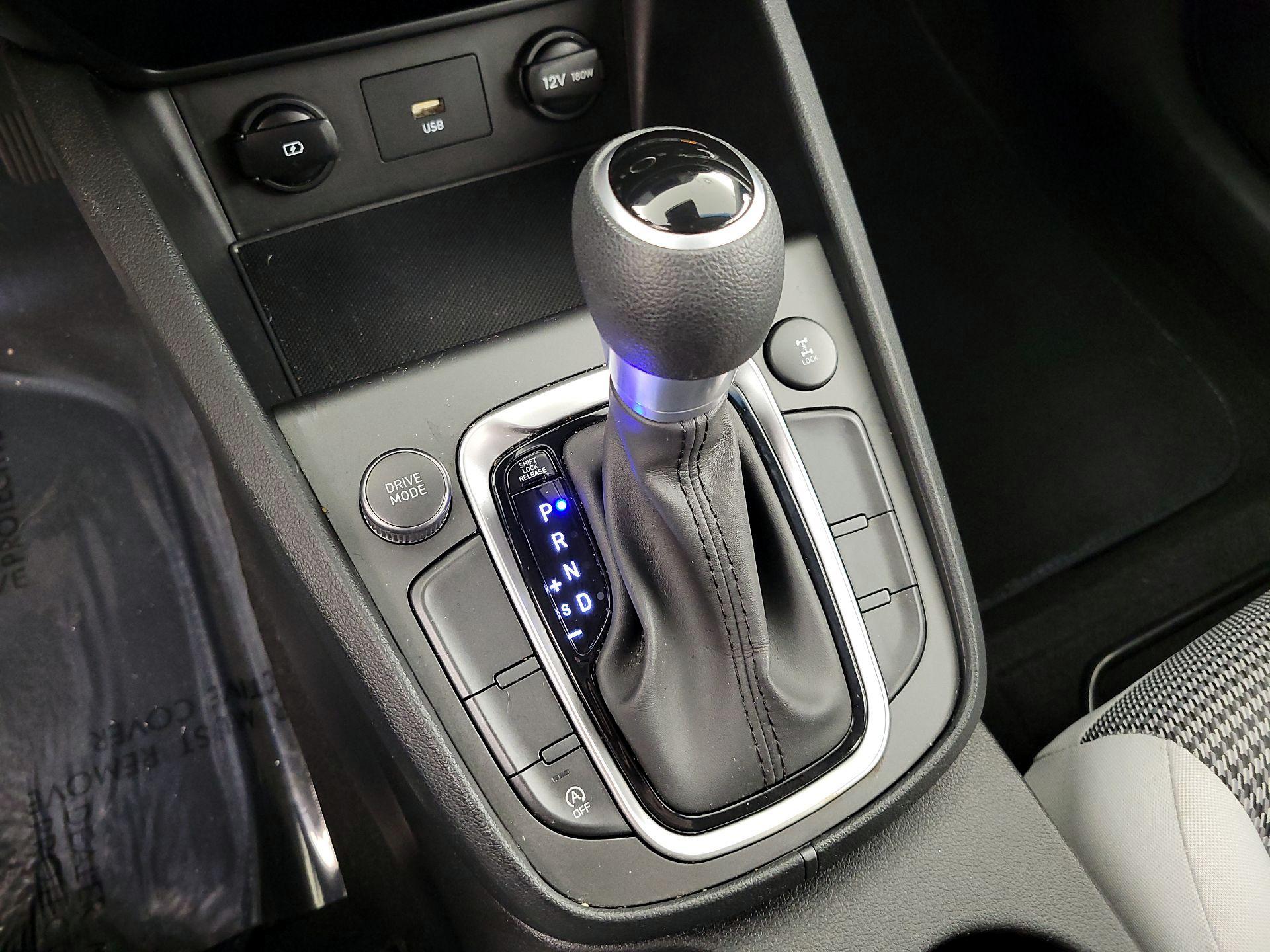 Thumbnail: 2022 Hyundai Kona - 17