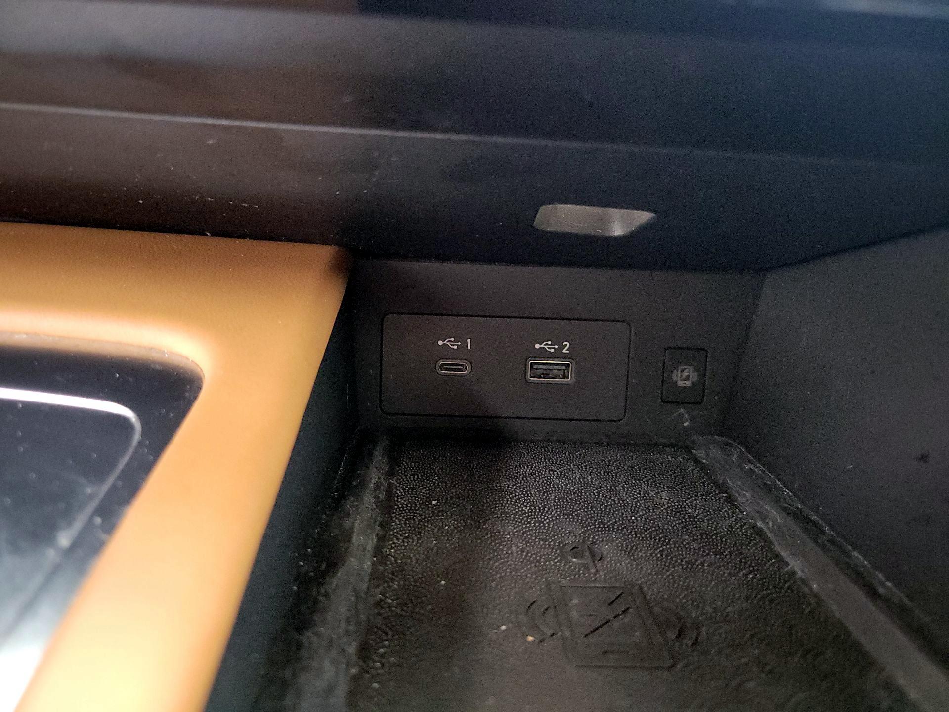 Thumbnail: 2023 INFINITI QX60 - 19