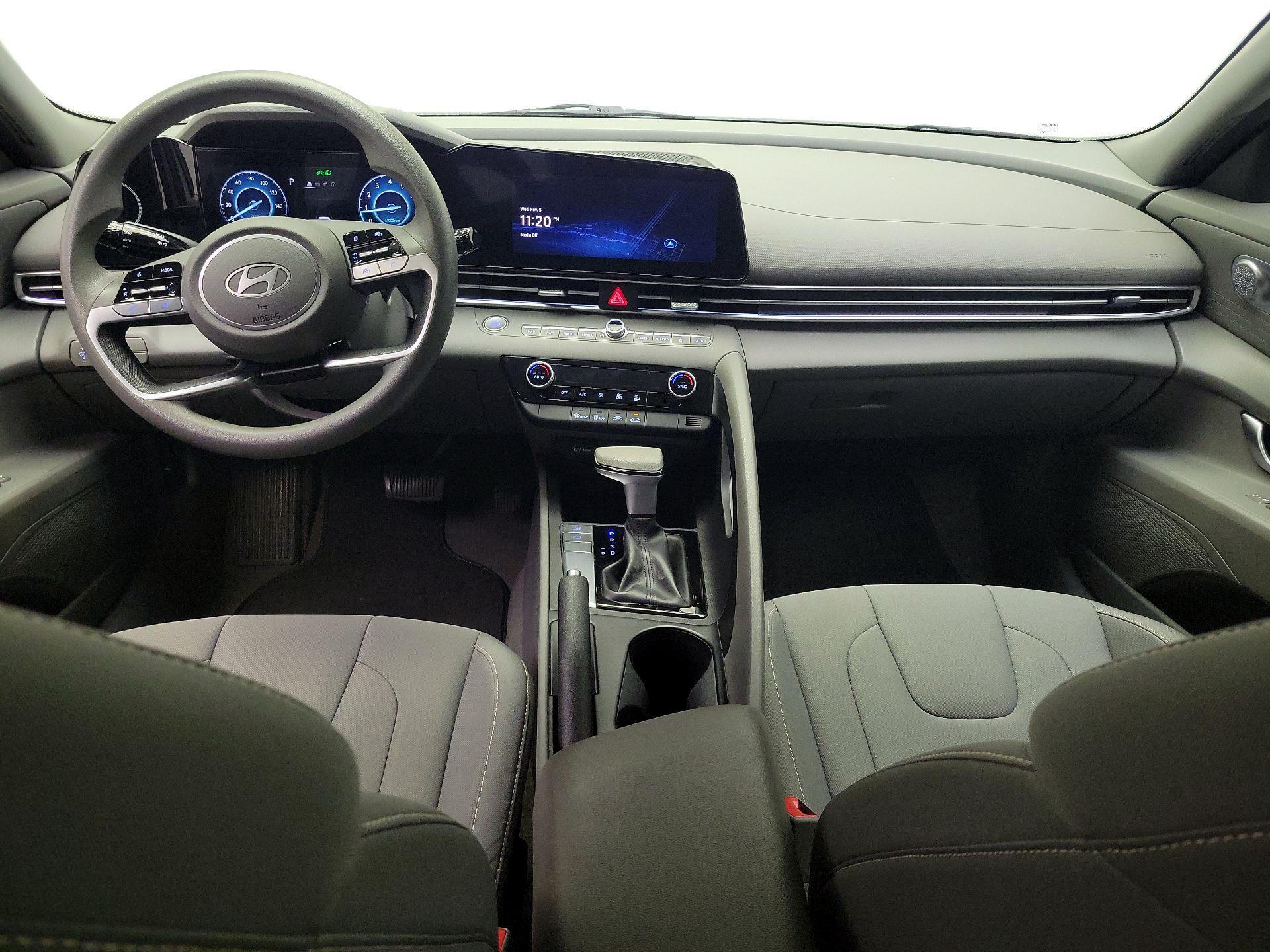 Thumbnail: 2024 Hyundai Elantra - 9