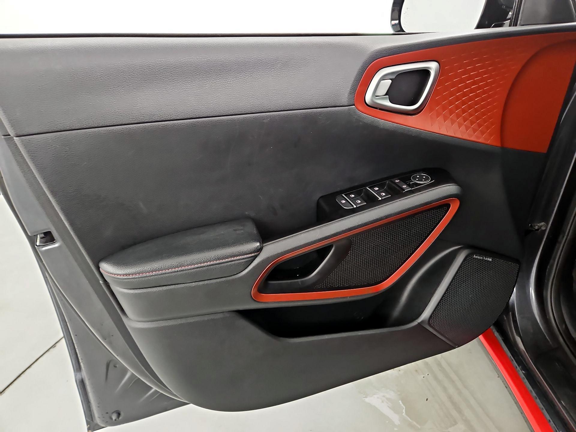 Thumbnail: 2021 Kia Soul - 12