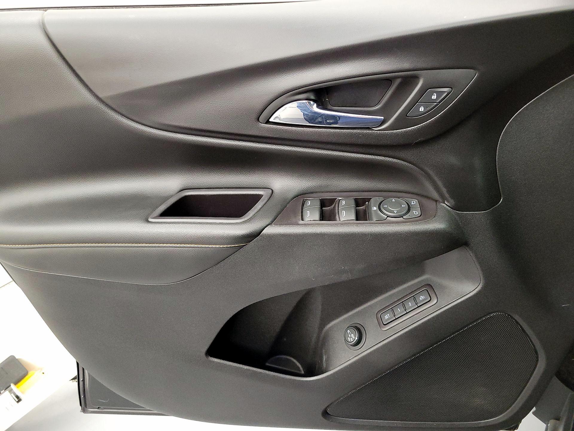 Thumbnail: 2020 Chevrolet Equinox - 12