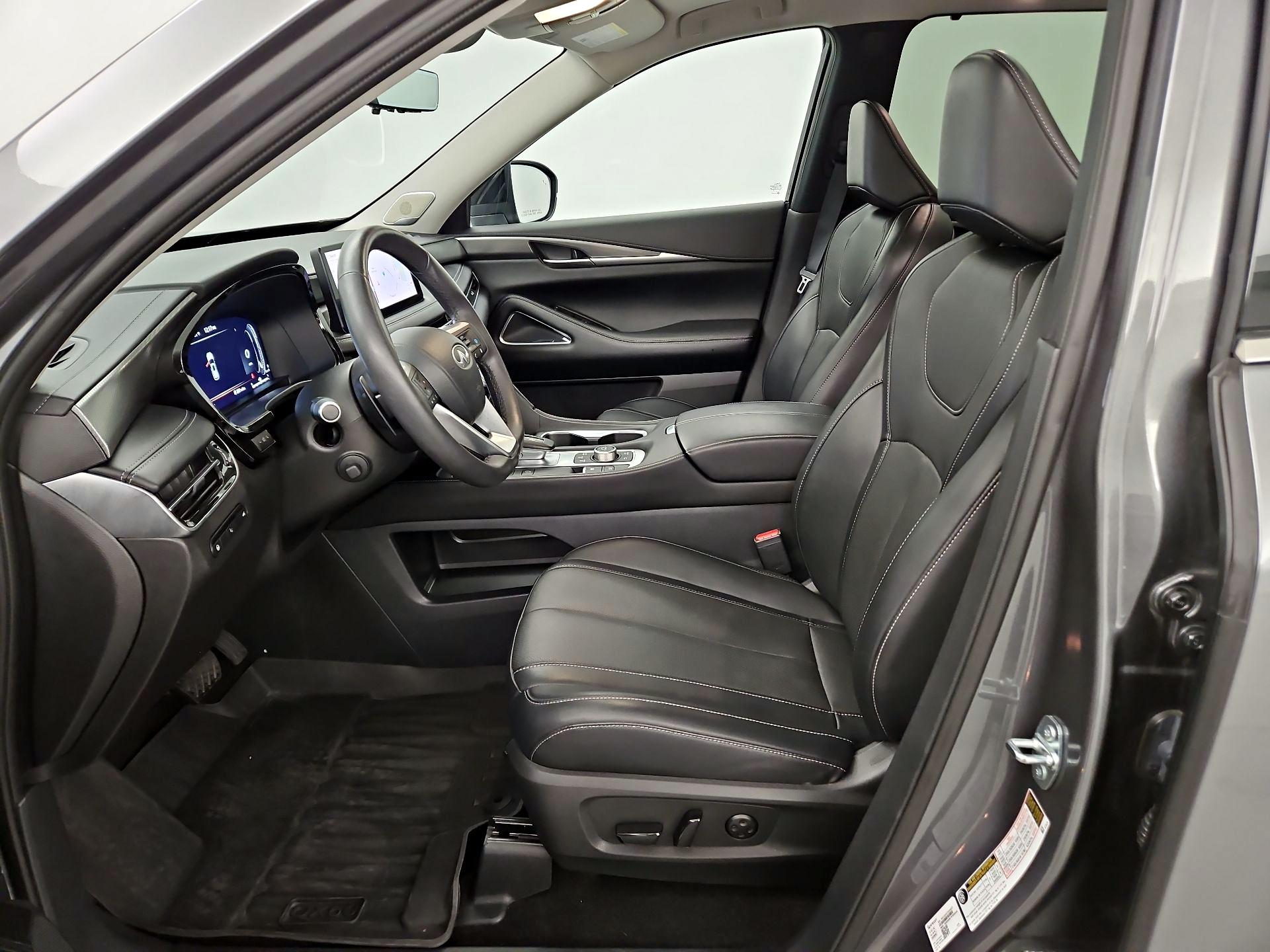 Thumbnail: 2023 INFINITI QX60 - 11