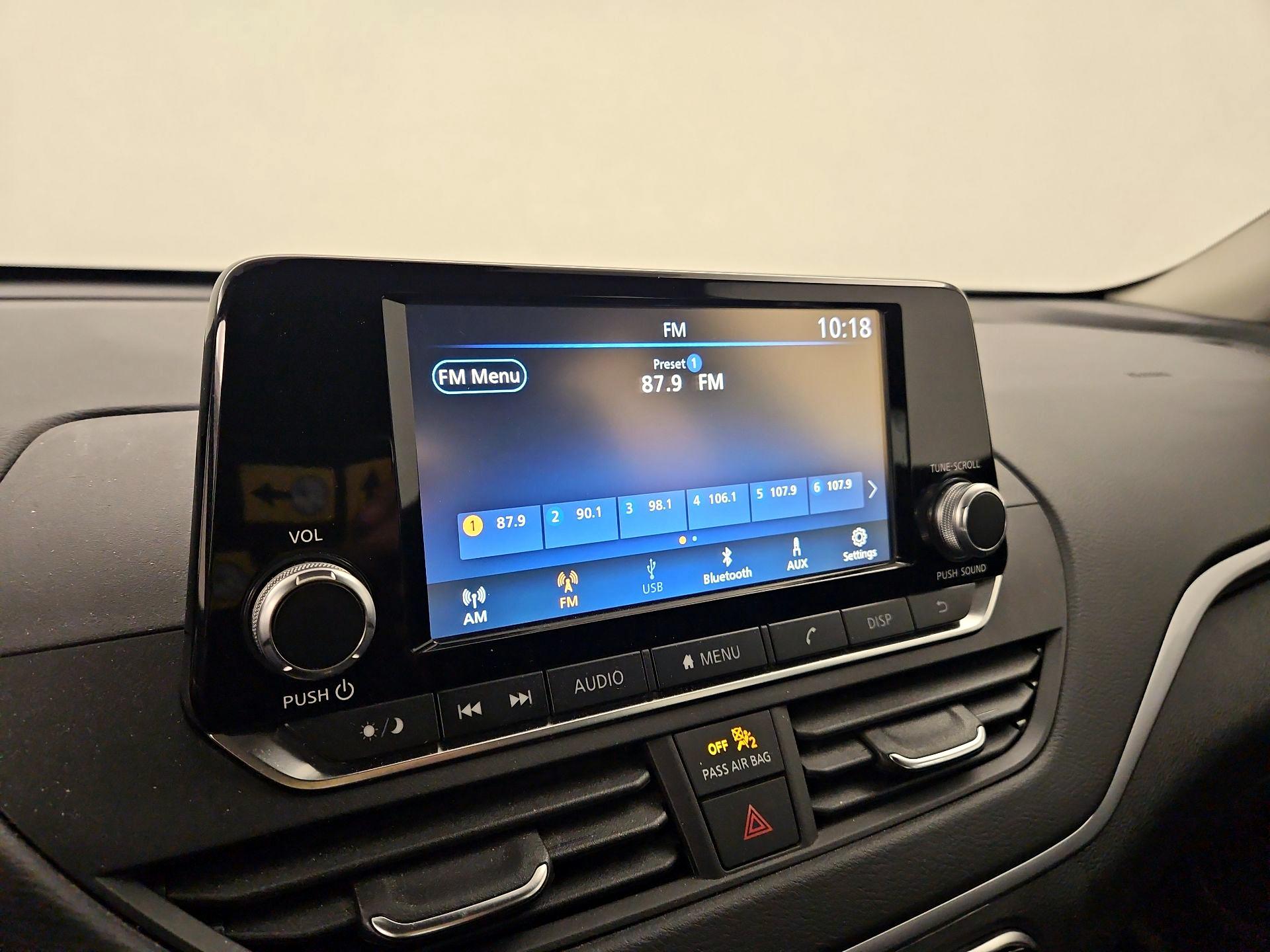 Thumbnail: 2022 Nissan Altima - 15