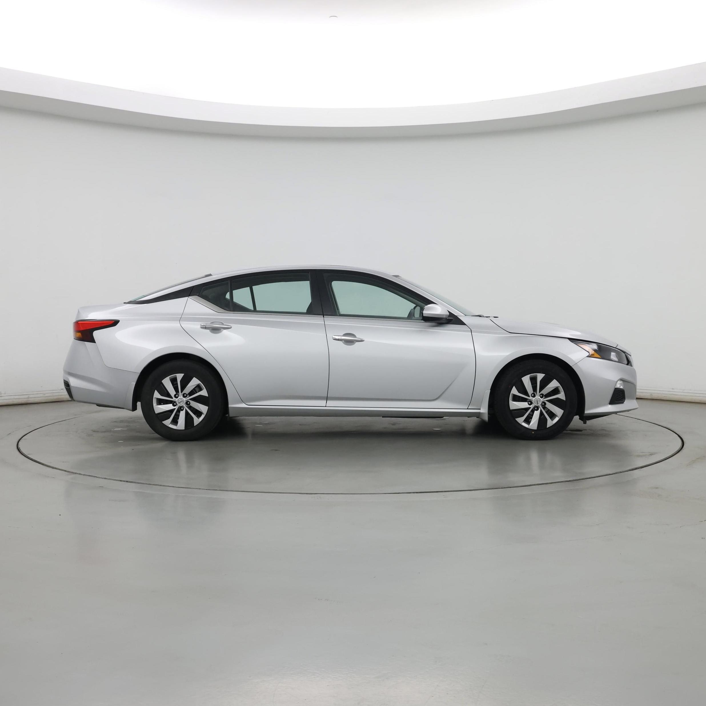 Thumbnail: 2022 Nissan Altima - 7